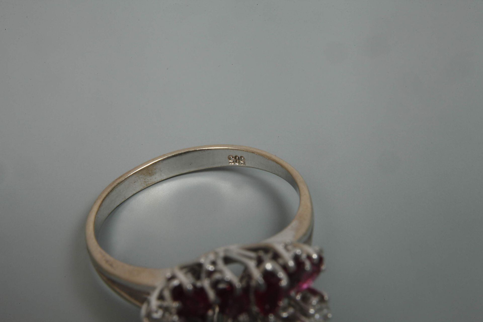 Lady's ring with rubies and brilliant-cut diamonds - Image 3 of 4
