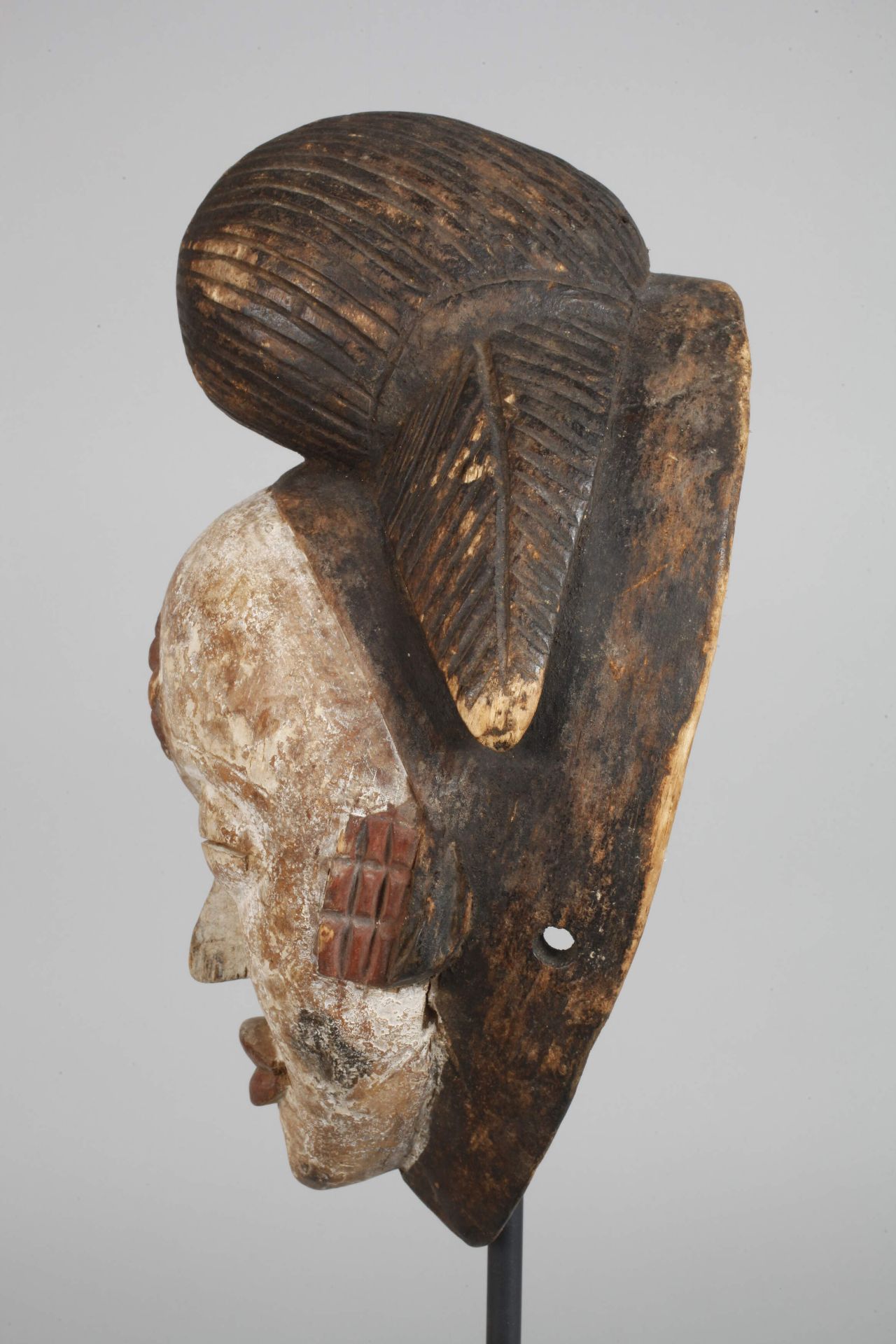 Punu mask - Image 4 of 6