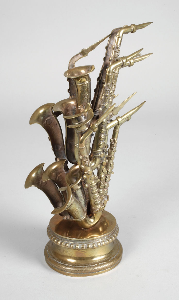 Fernandez Arman, Saxophone</b>