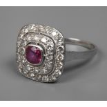 Lady's ring with ruby and diamonds