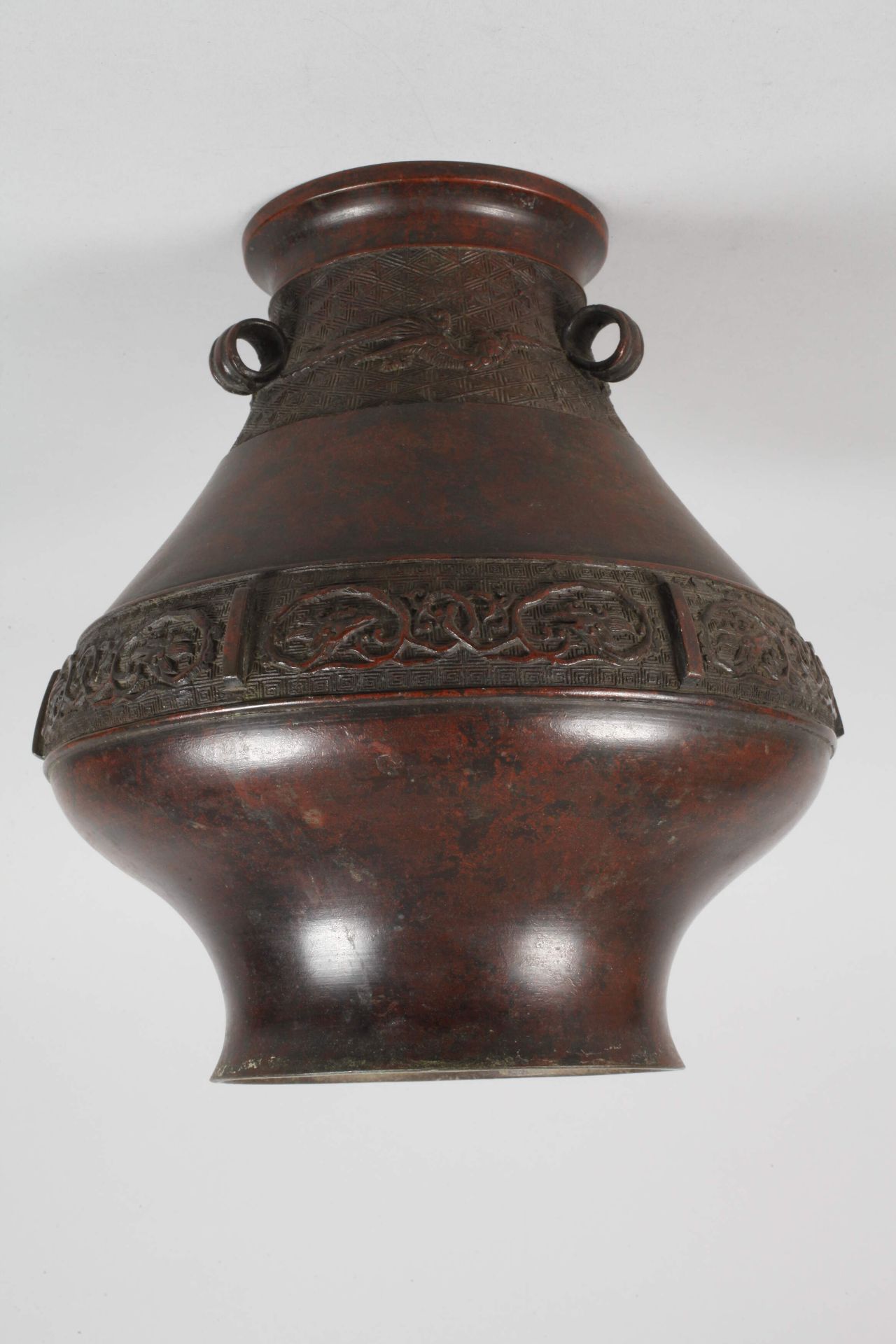 Bronze vase - Image 6 of 6