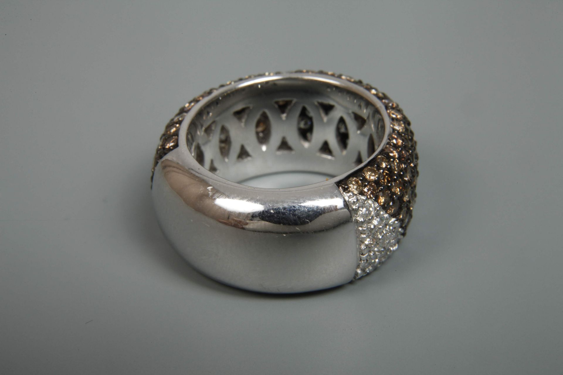 Lady's ring set with brilliant-cut diamonds - Image 3 of 3