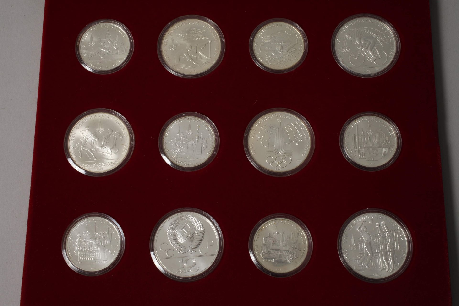 Convolute Silver Coins Moscow Olympics 1980 - Image 2 of 4