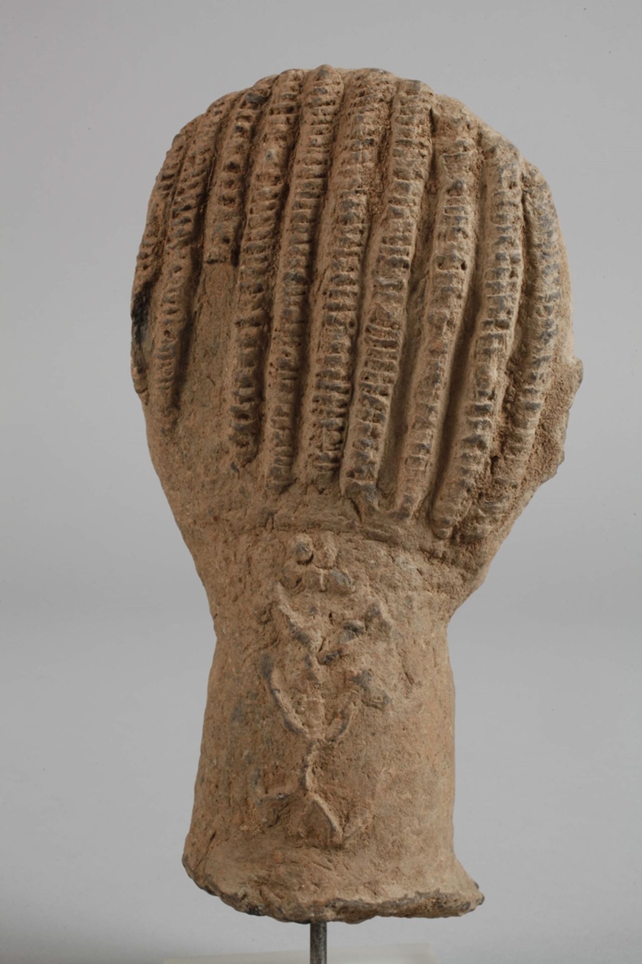 Disc head terracotta - Image 3 of 4
