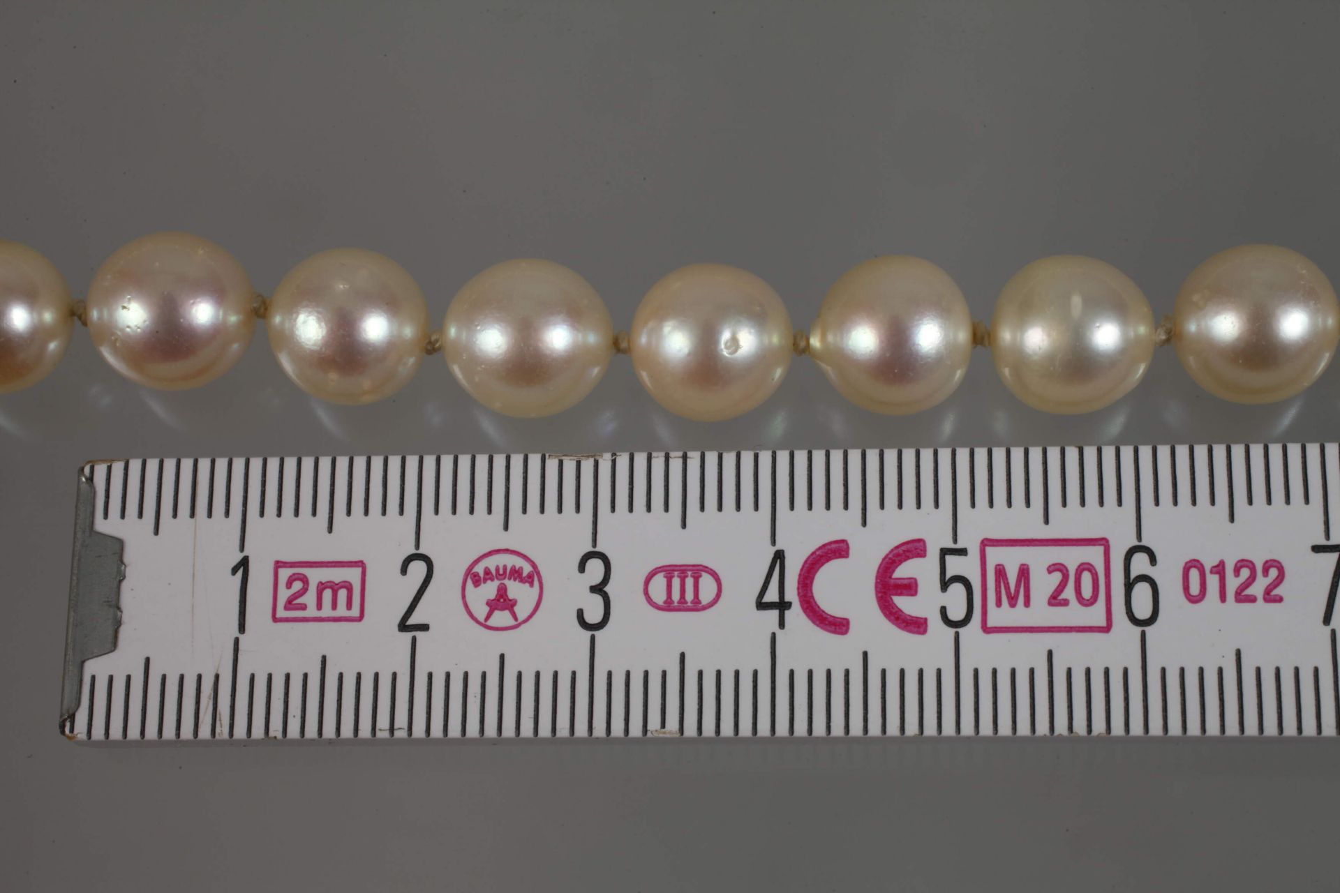 Lange Perlenkette - Bild 2 aus 3