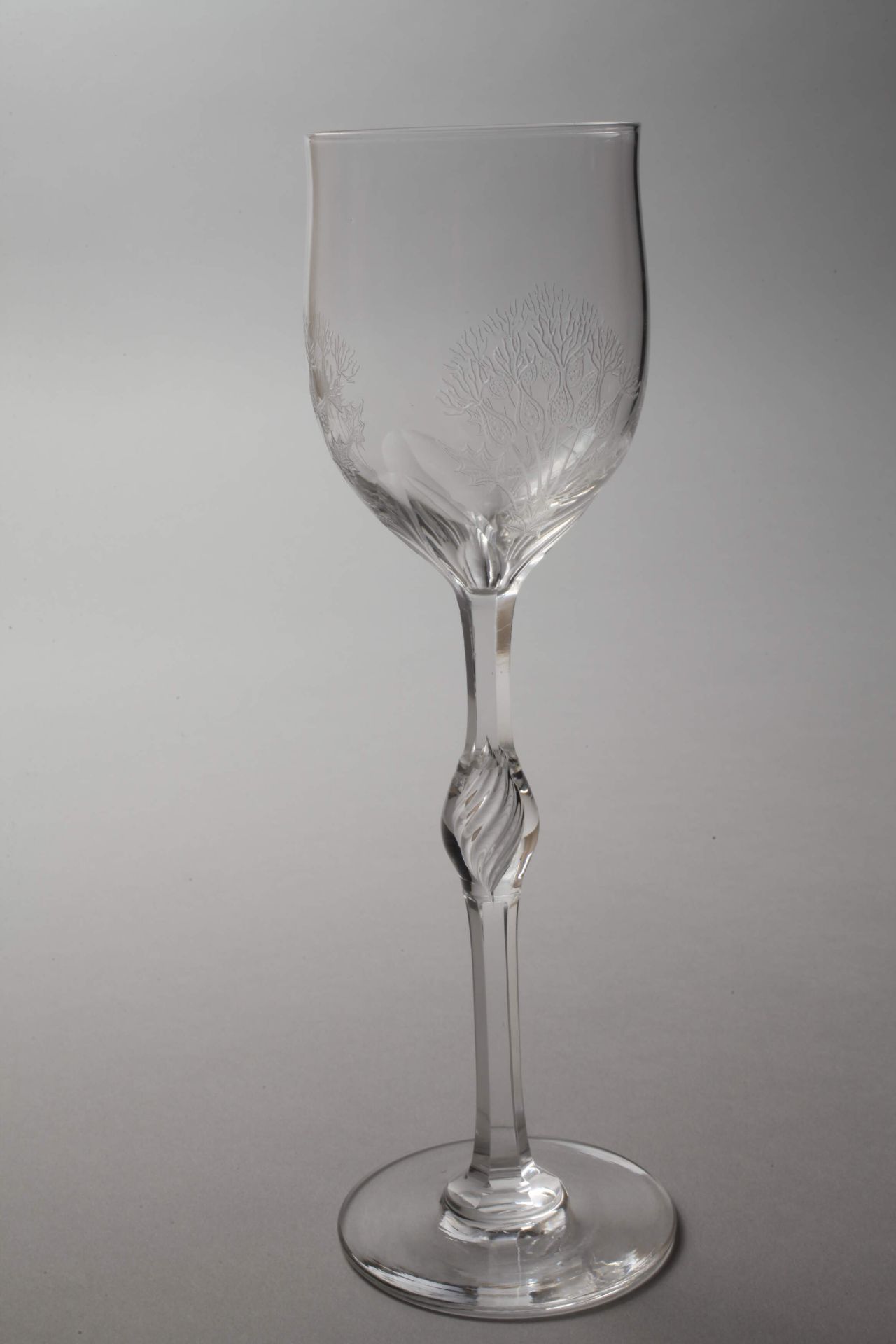 Five stemmed glasses with thistle decoration - Image 2 of 3