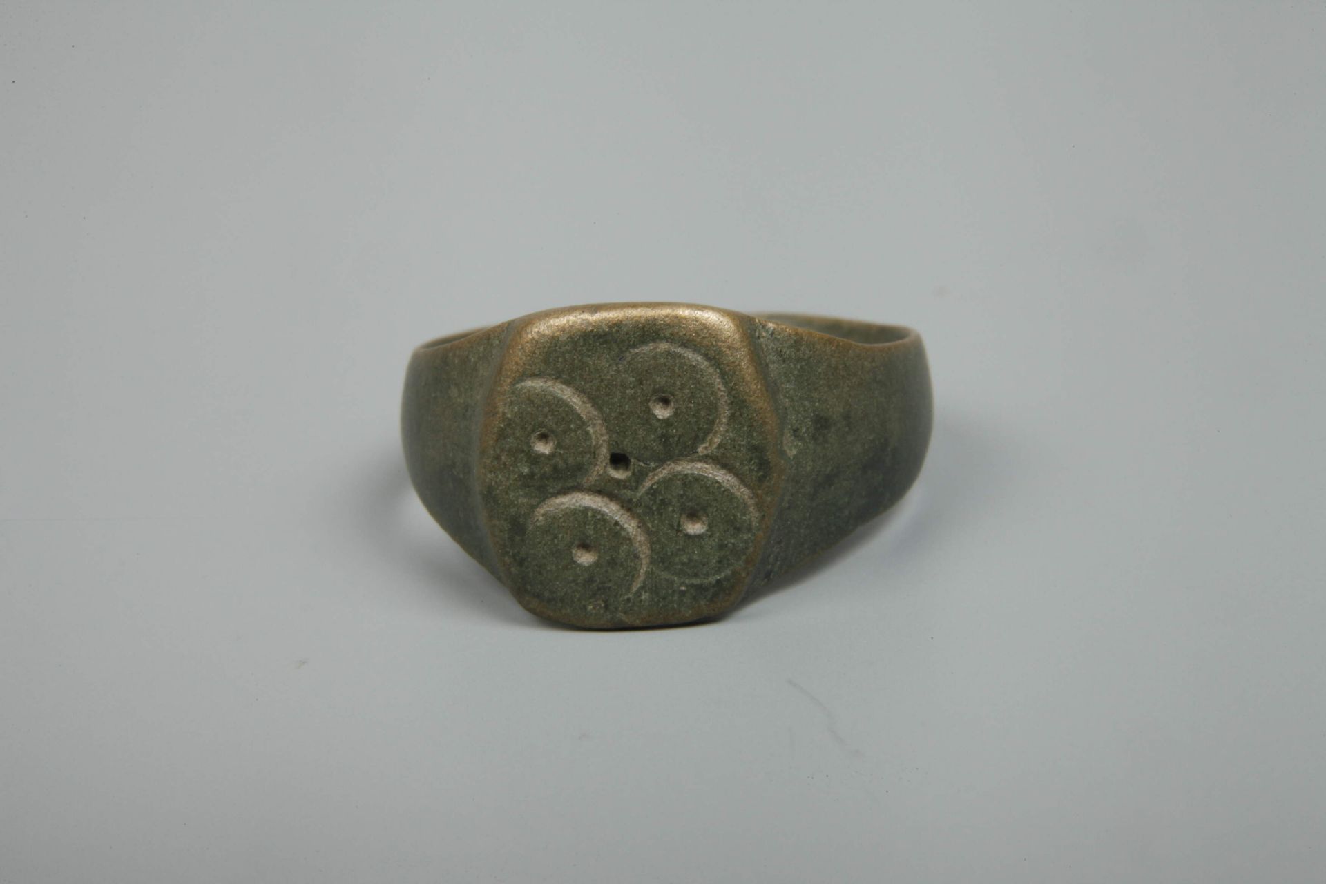 Two antique rings - Image 2 of 5