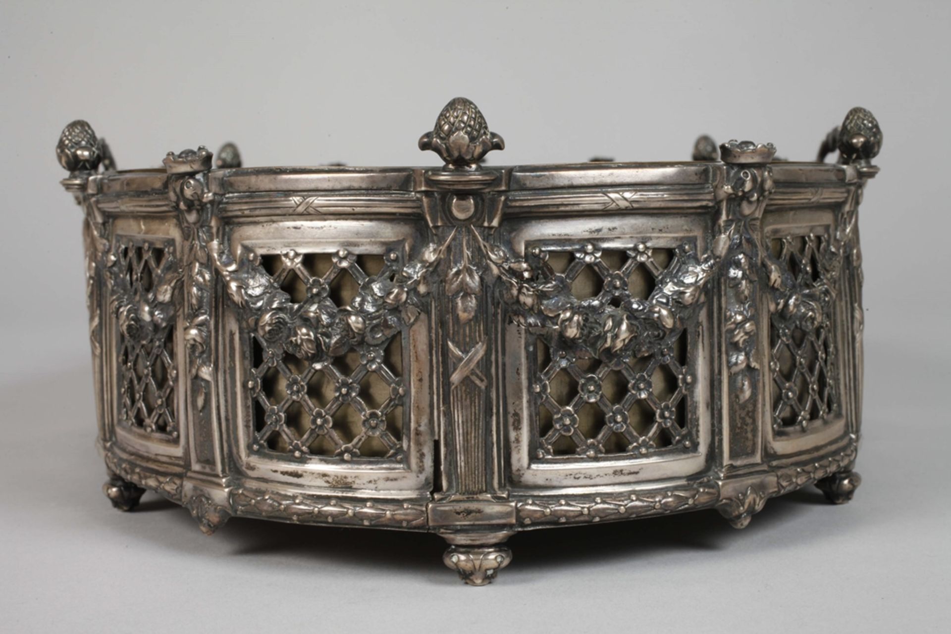 Silver jardiniere in the classicist style - Image 2 of 5