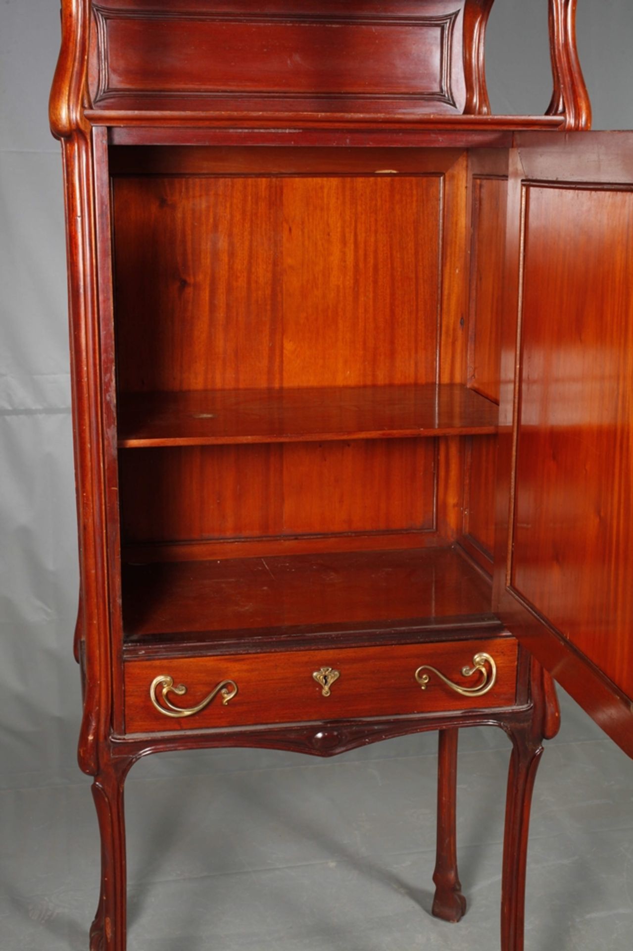 Fine salon cabinet - Image 4 of 8