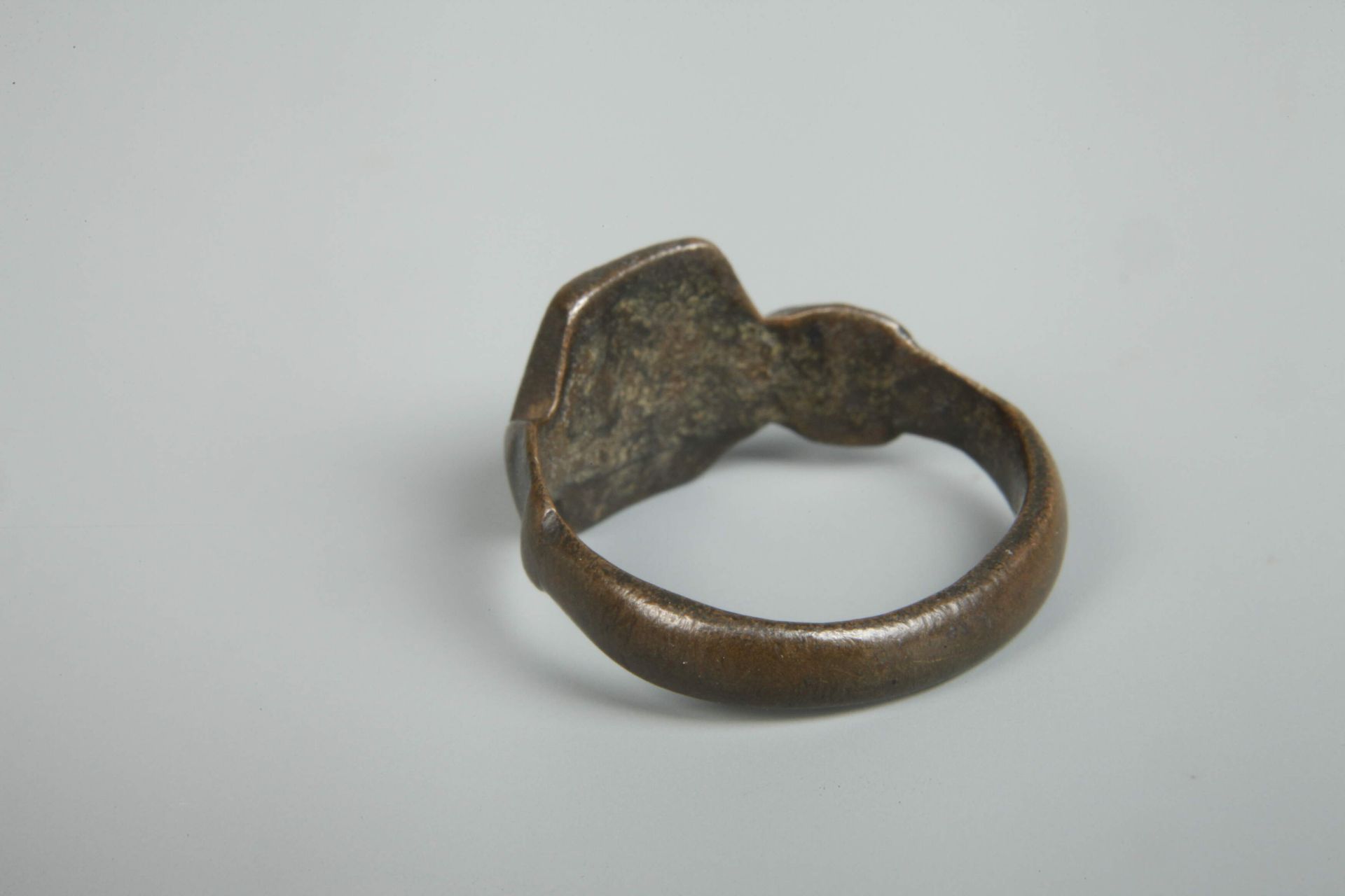 Two antique rings - Image 5 of 5