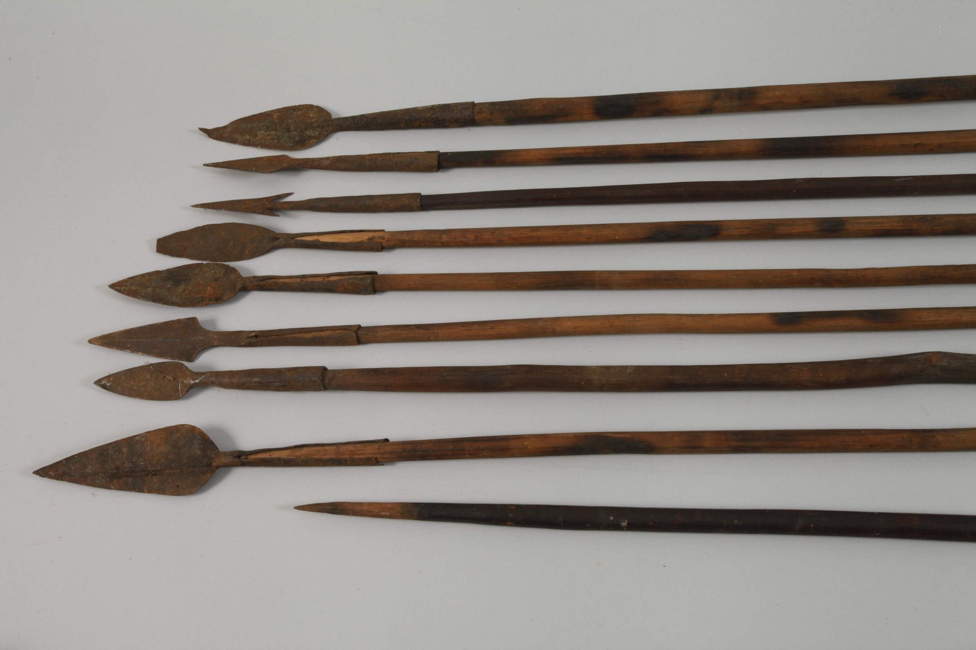 Convolute of hunting utensils - Image 2 of 8
