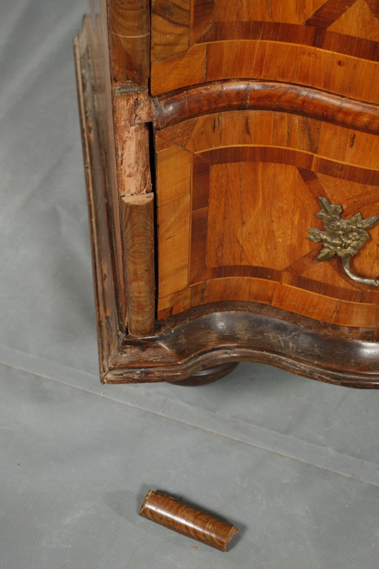 Small Baroque chest of drawers - Image 3 of 11