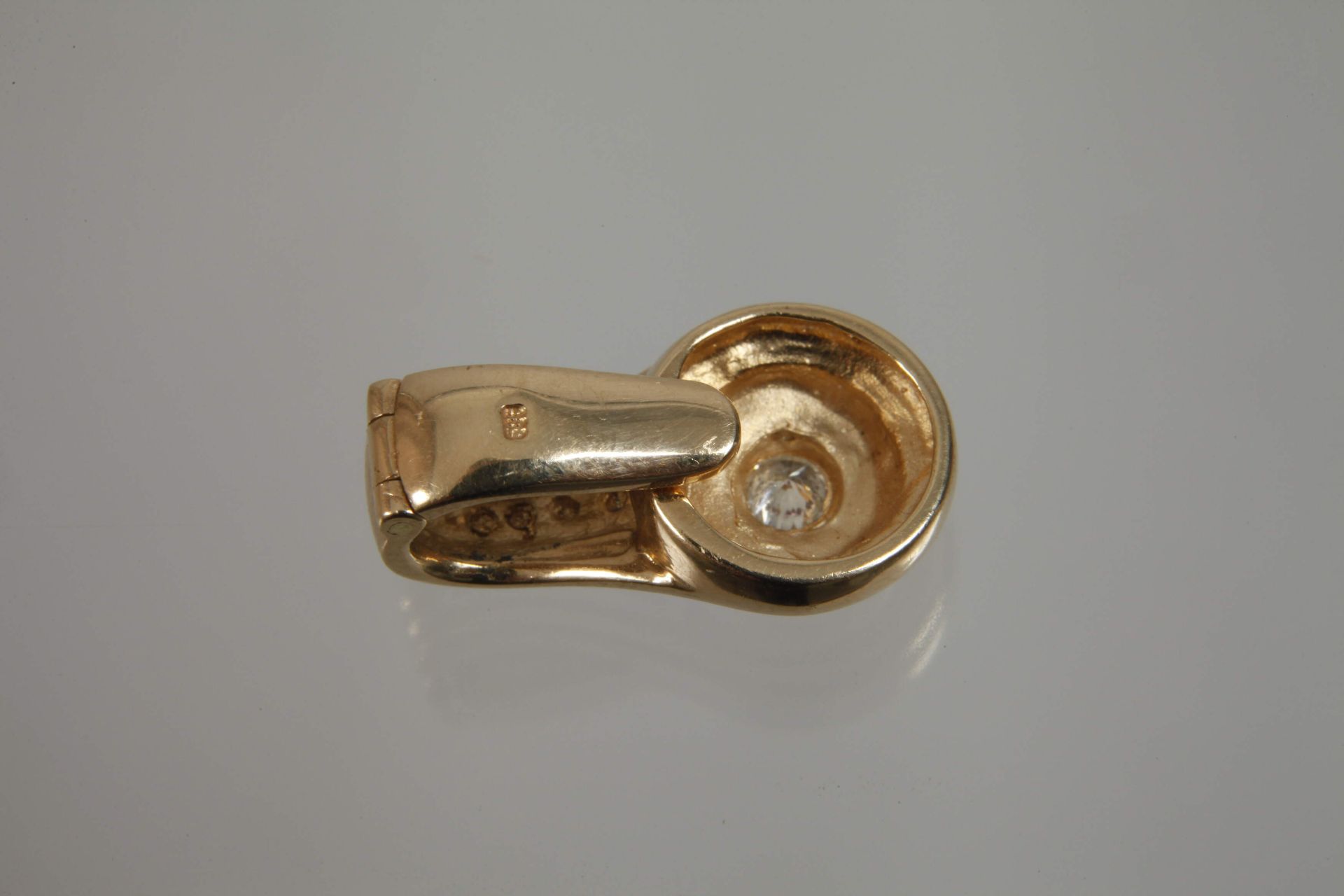 Clip pendant with brilliant-cut diamonds - Image 2 of 3