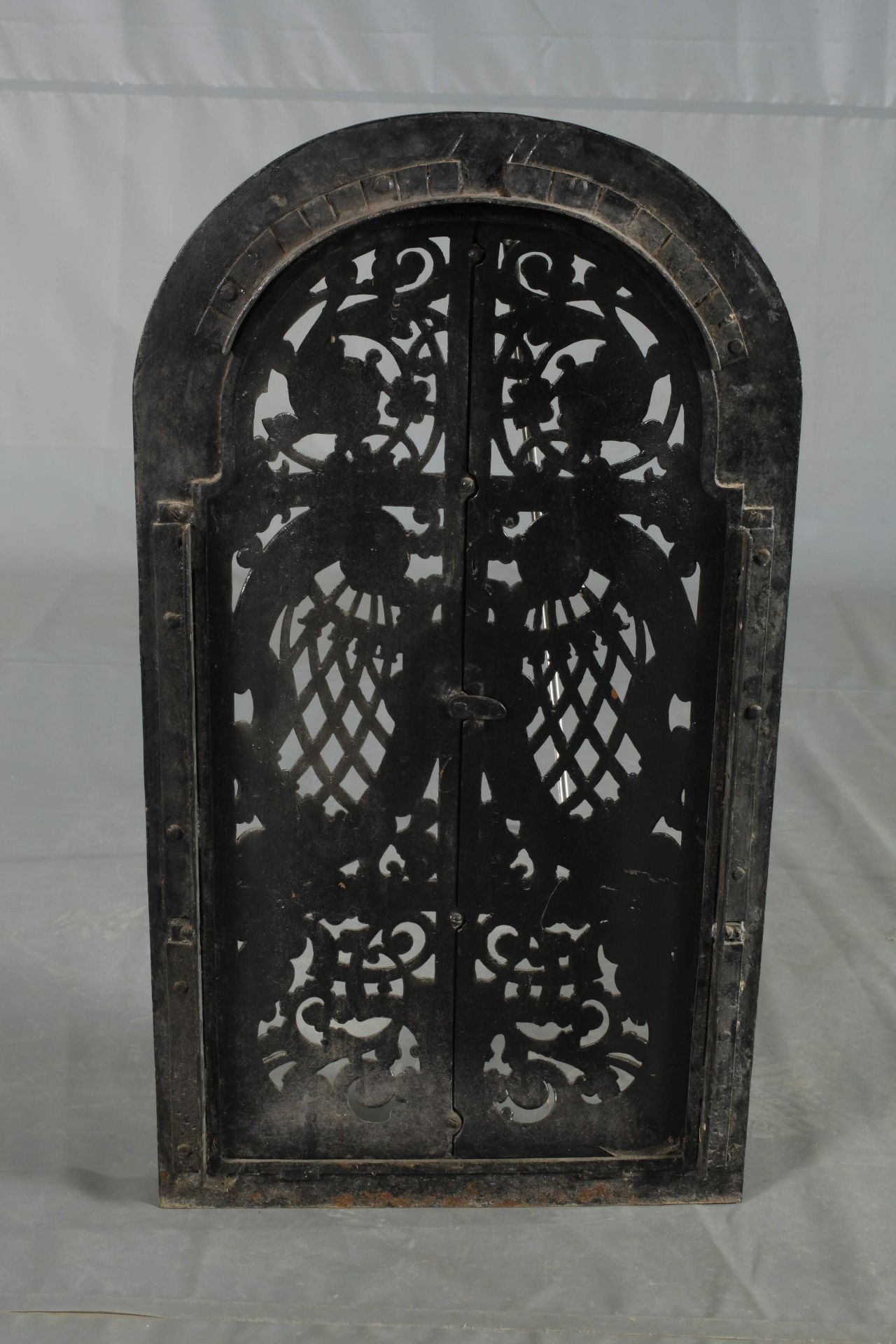Cast iron fireplace door - Image 4 of 4