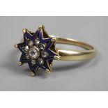 Lady's ring with diamonds and enamel