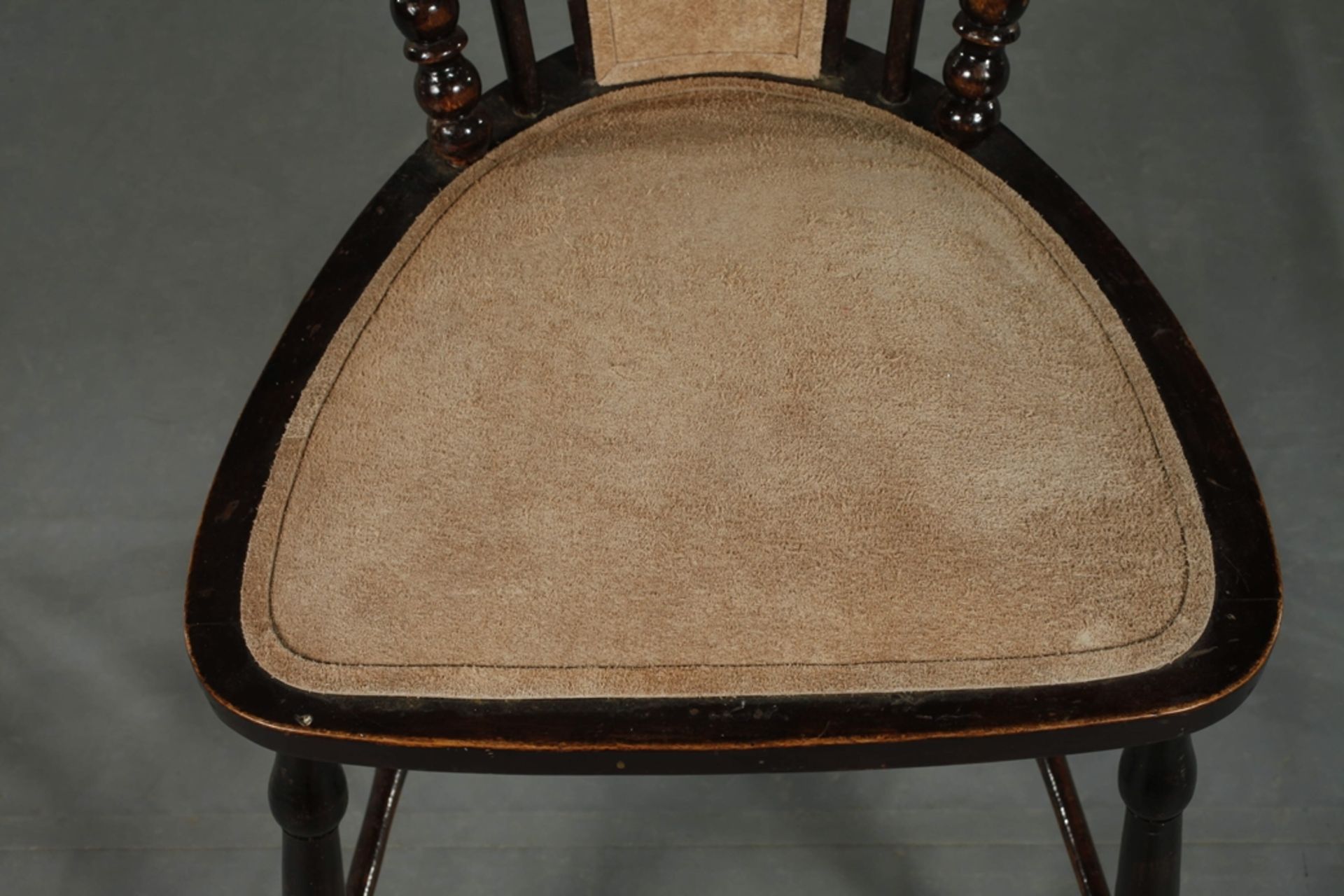 Fan-Back Windsor Chair - Image 4 of 6