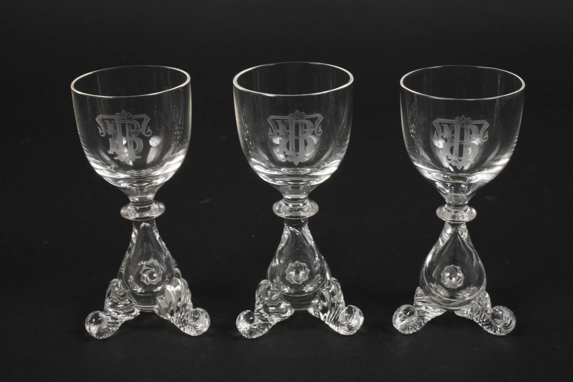 Historicism glass set with carafe  - Image 7 of 9