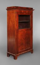 Vitrinenschrank Biedermeier