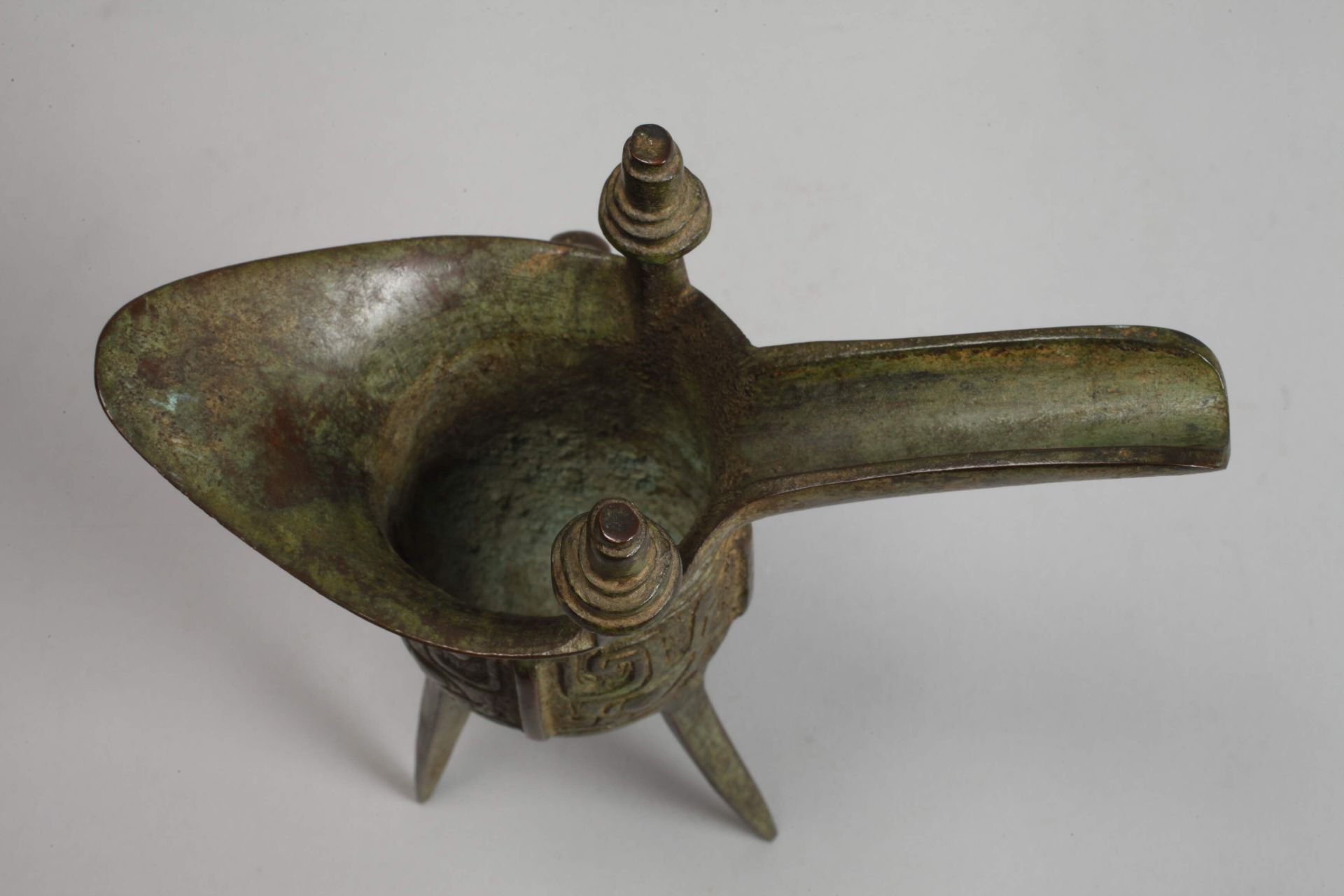 Jue ritual vessel, bronze - Image 4 of 4