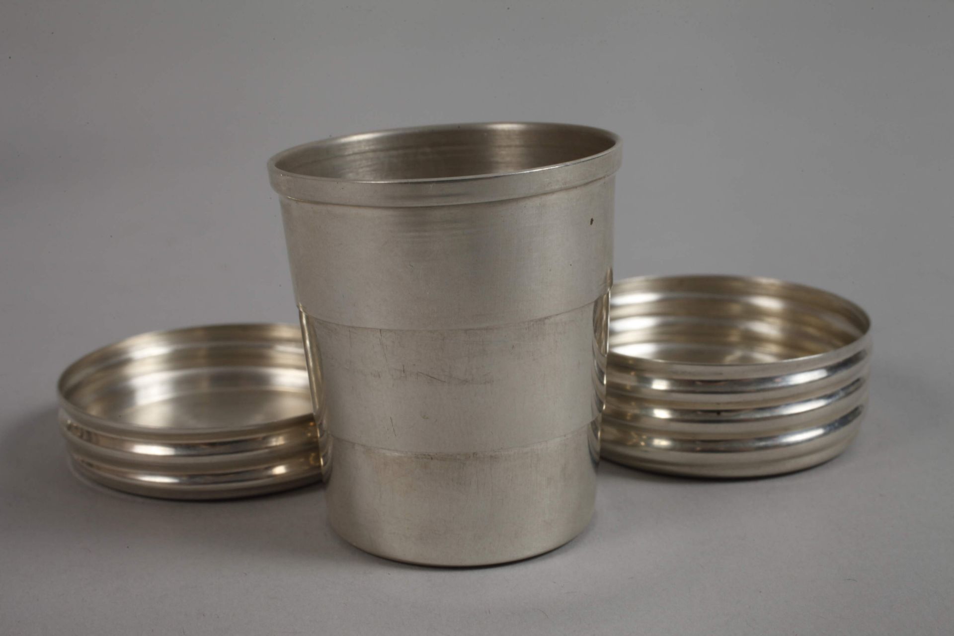 Silver convolute schnapps cup and tin - Image 2 of 6