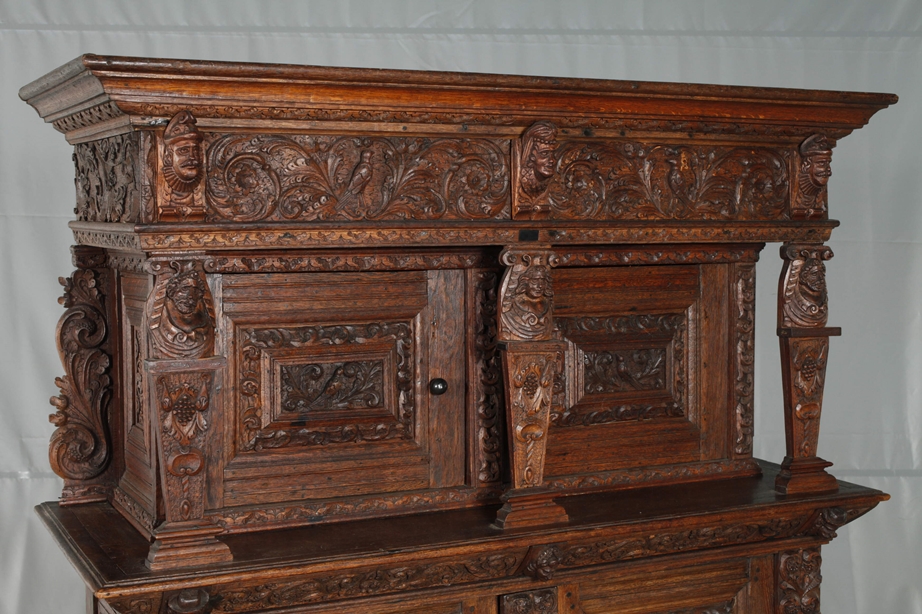 Renaissance-style top cupboard - Image 2 of 12