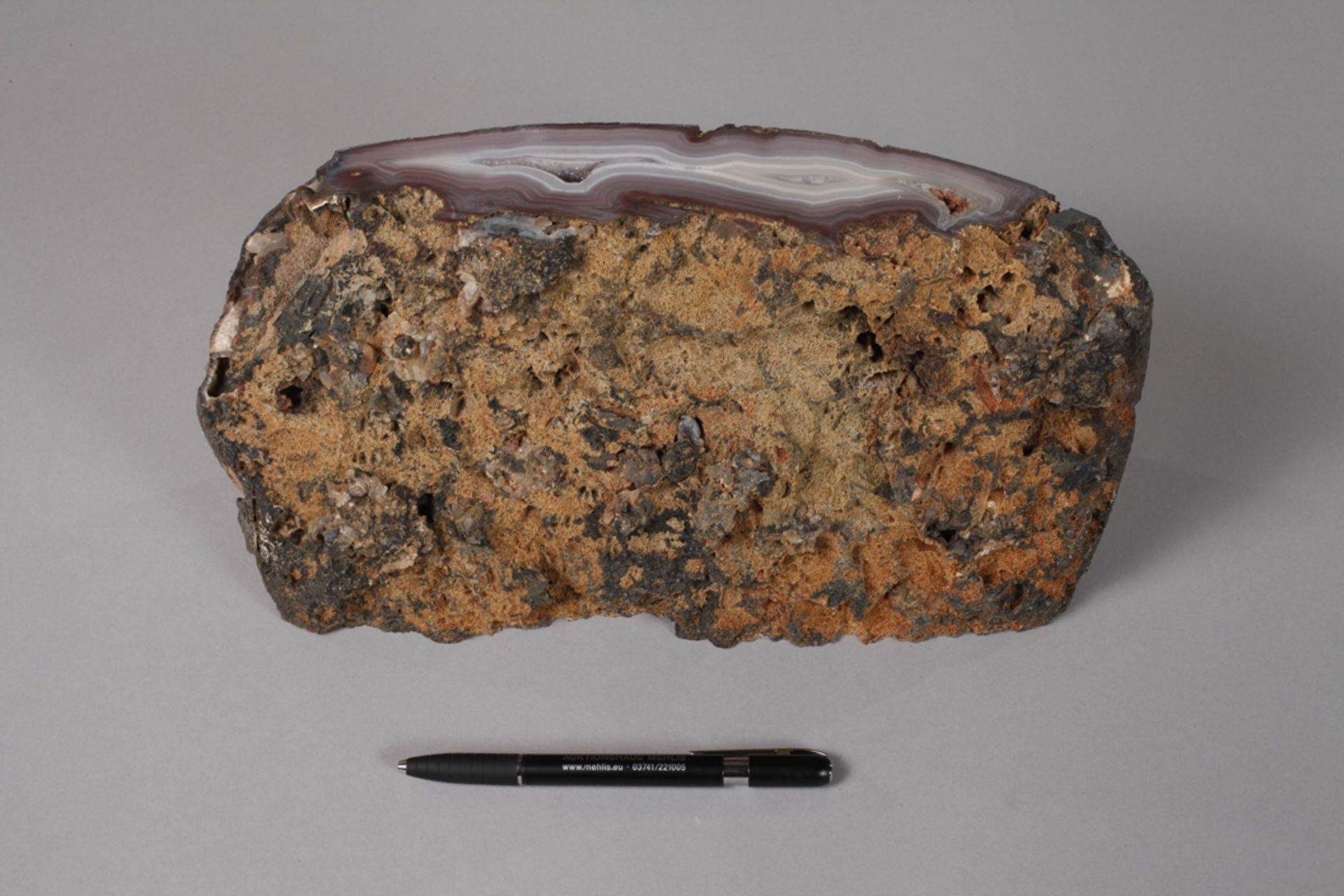 Achatgeode with amethyst - Image 2 of 6