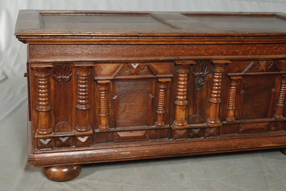 Renaissance chest - Image 2 of 8