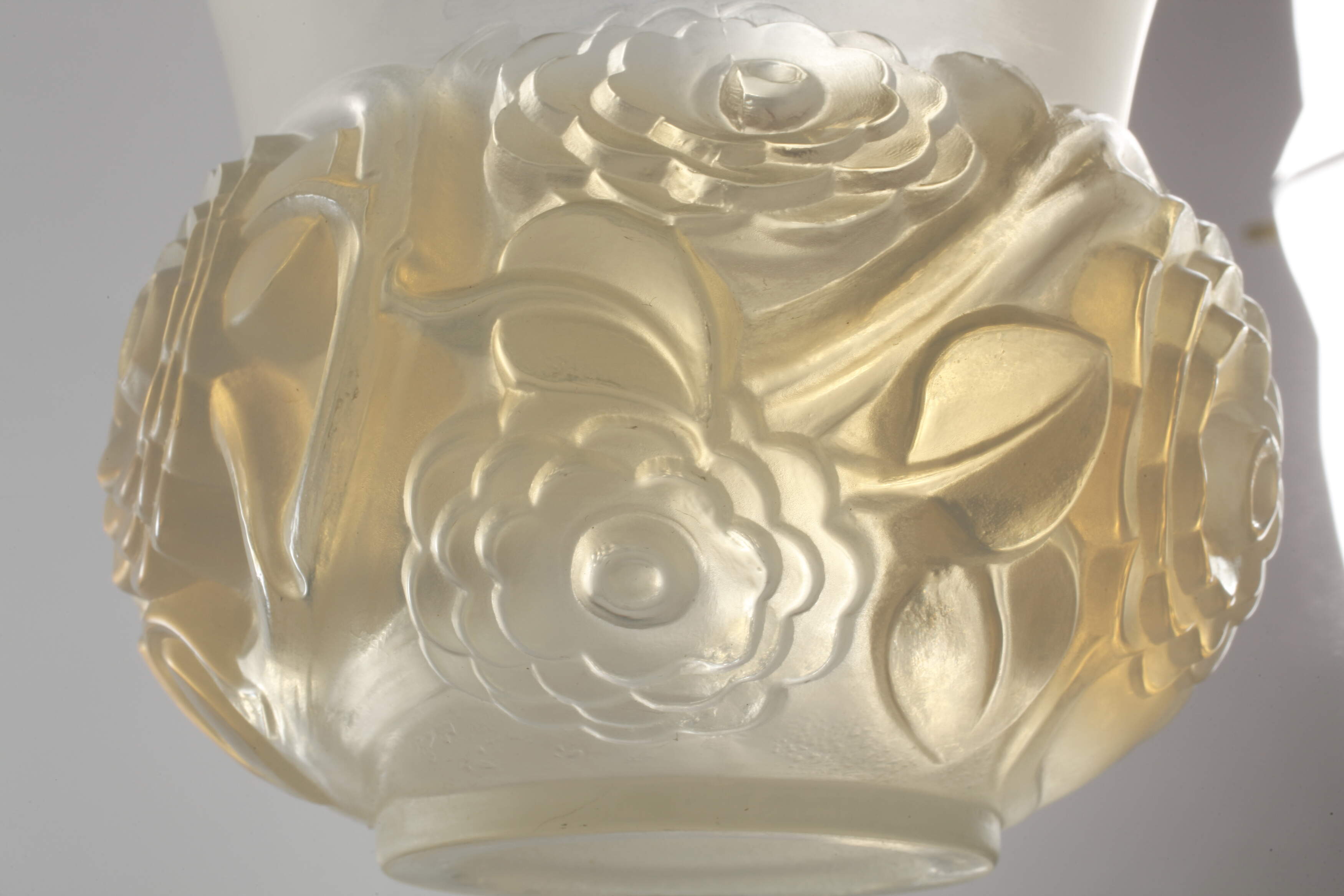 René Lalique opal glass vase - Image 4 of 4