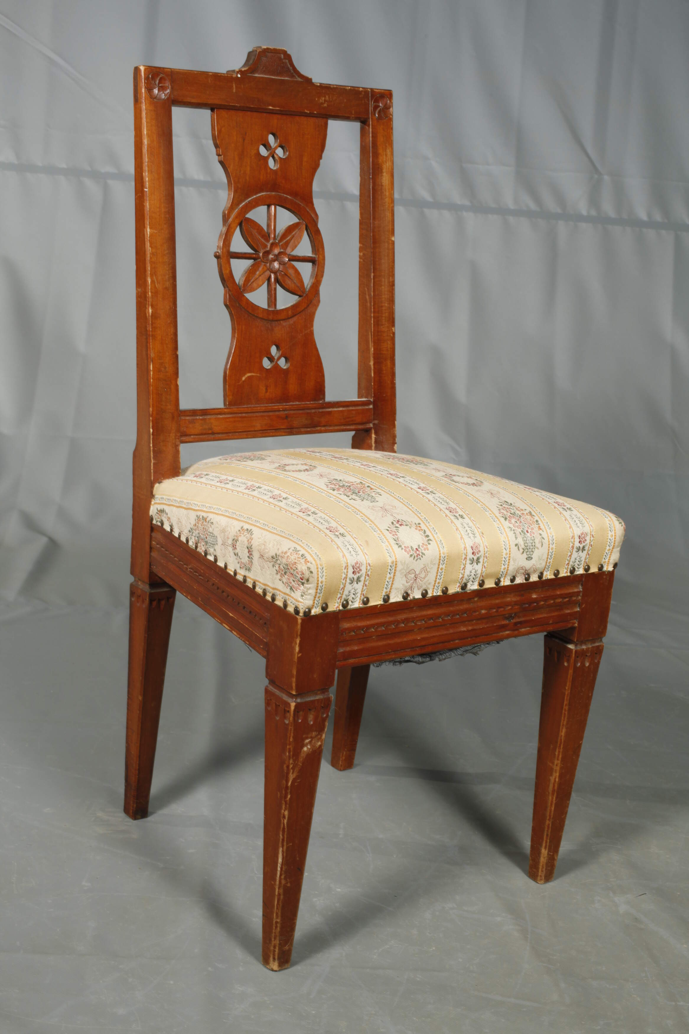 Classical upholstered bench and chair - Image 7 of 8