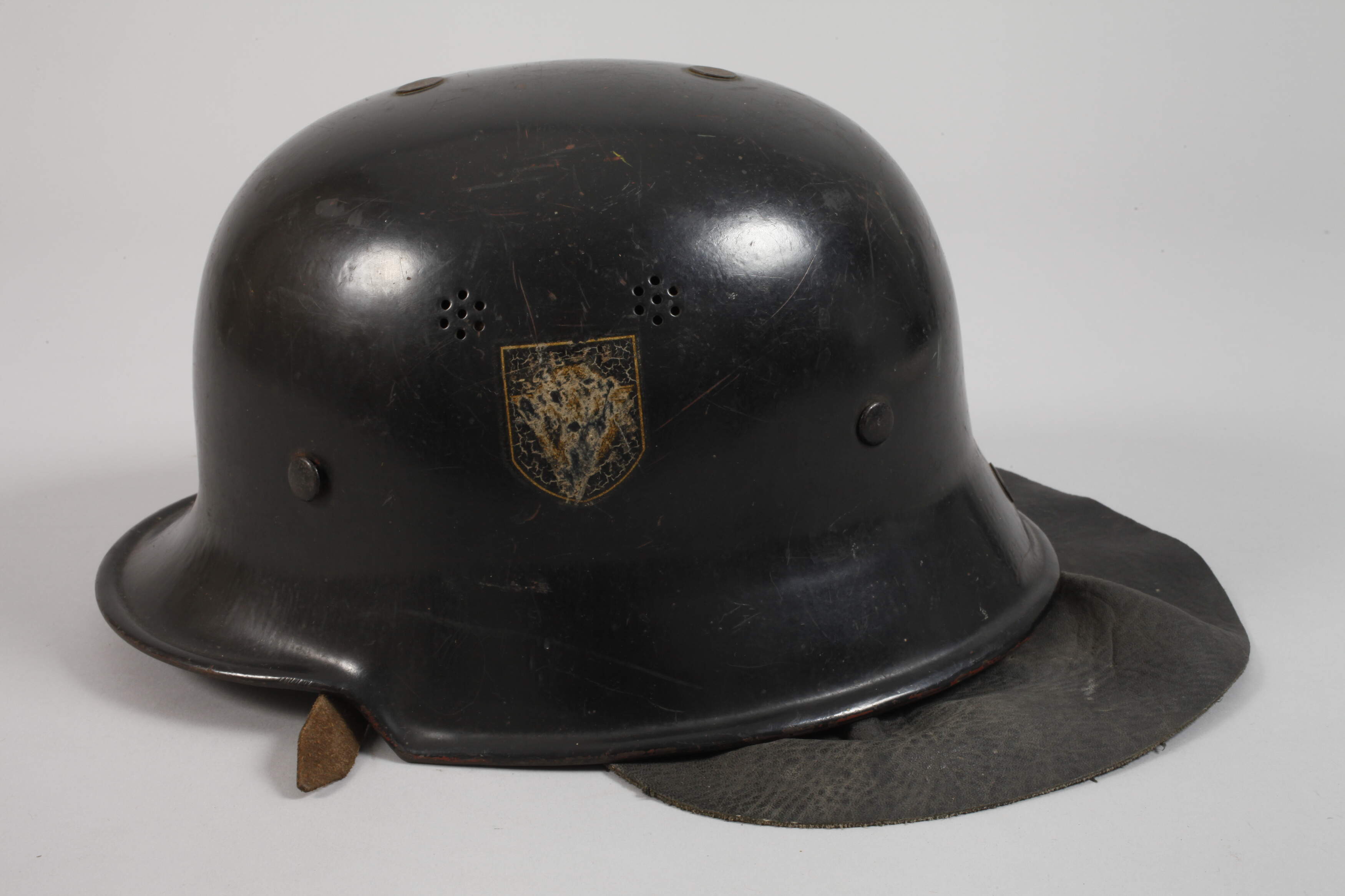 Fire brigade helmet 3rd Reich - Image 2 of 4