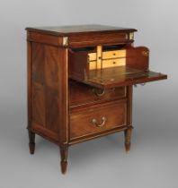Classical writing commode
