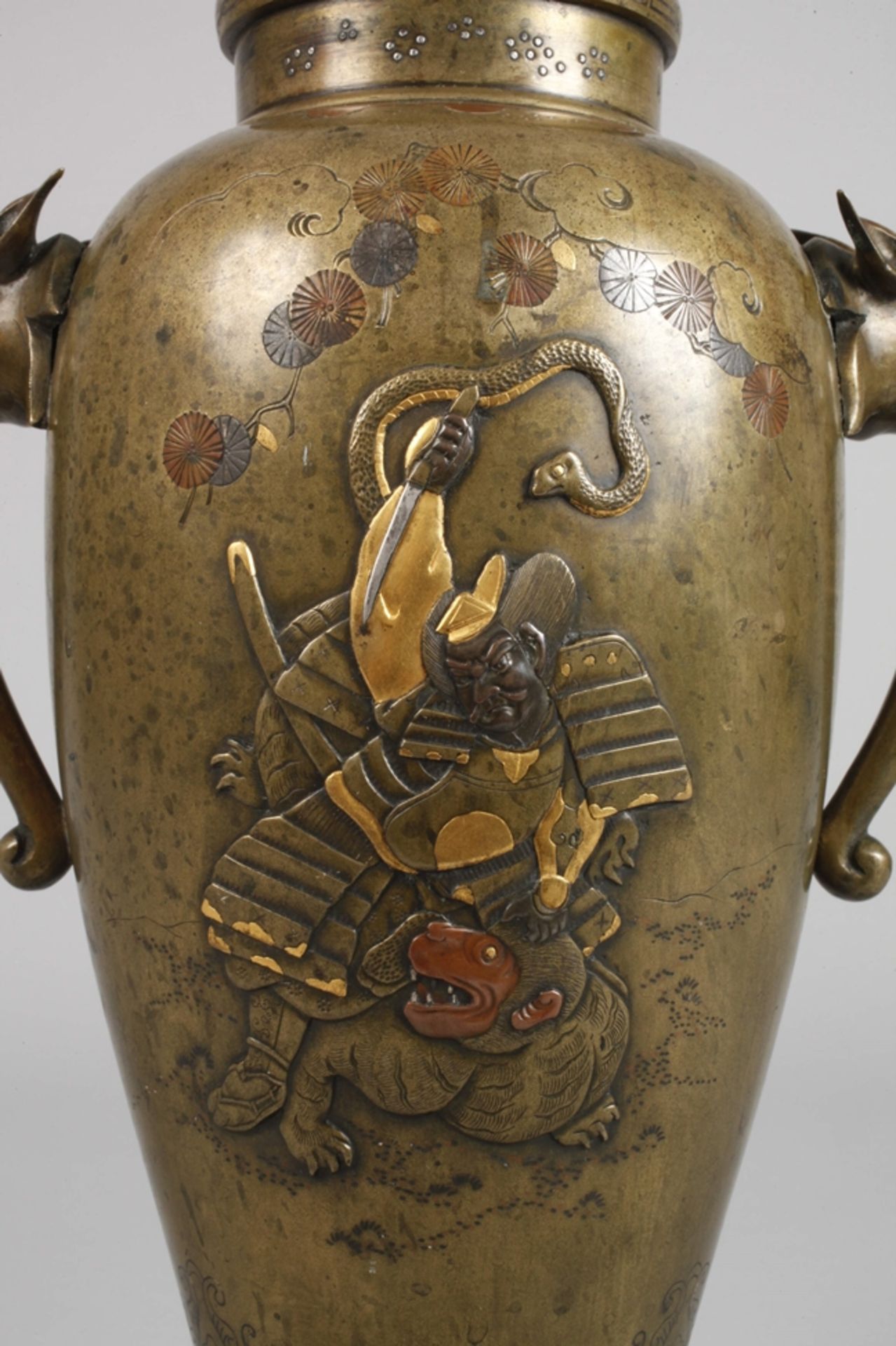 Bronze vase Japan - Image 2 of 8