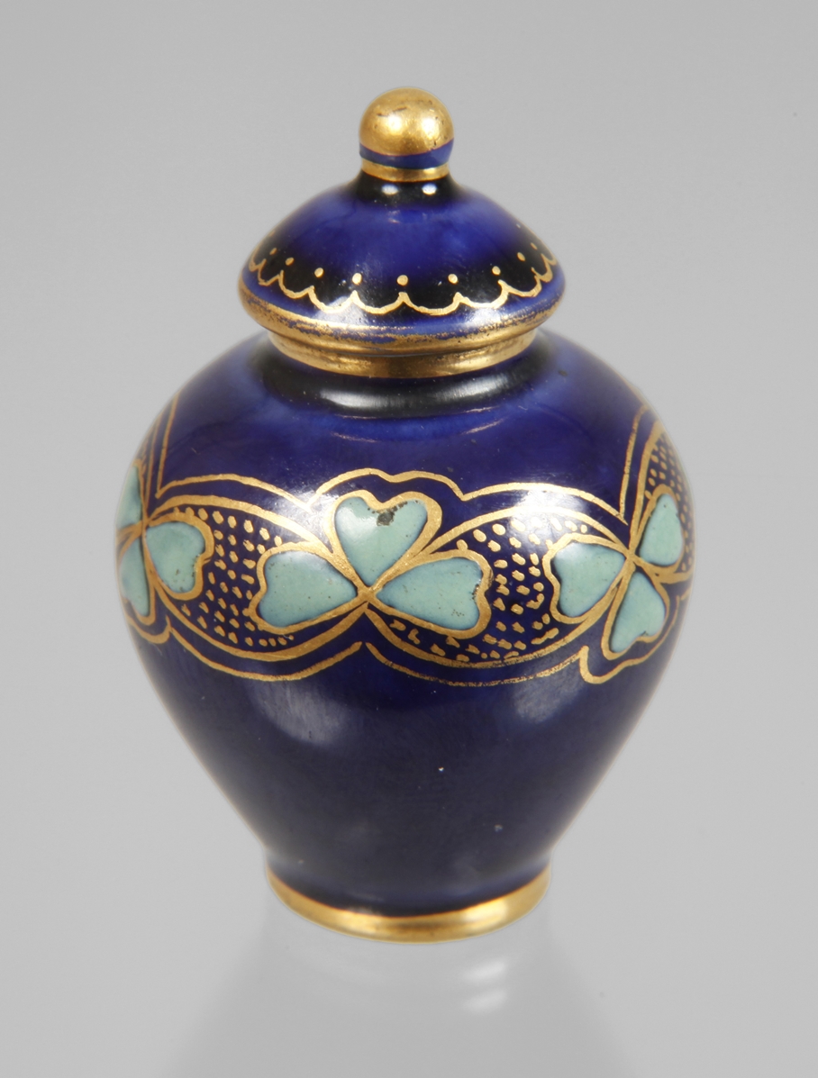 Meissen miniature vase Art Nouveau