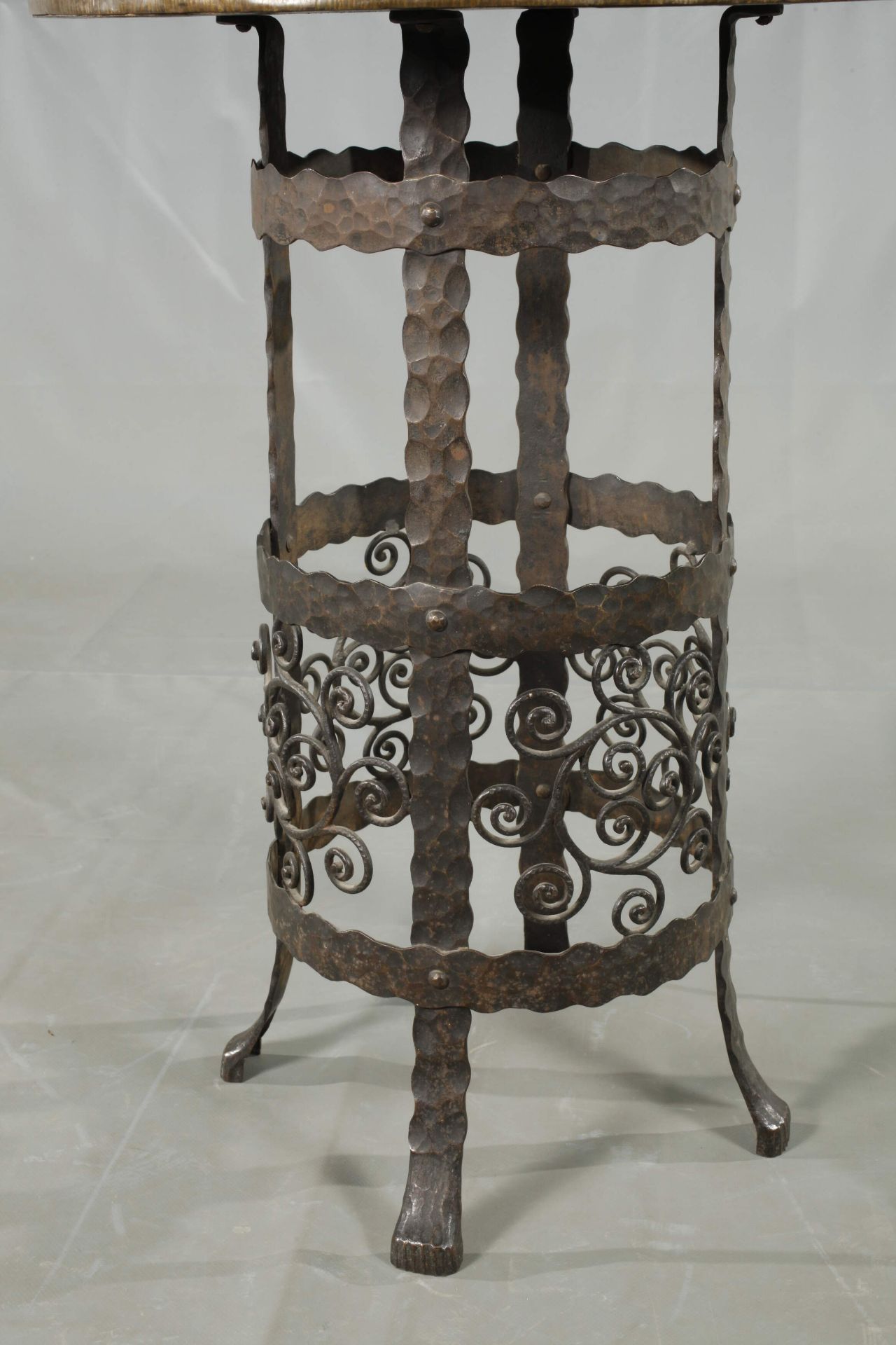 Wrought iron flower table - Image 2 of 4