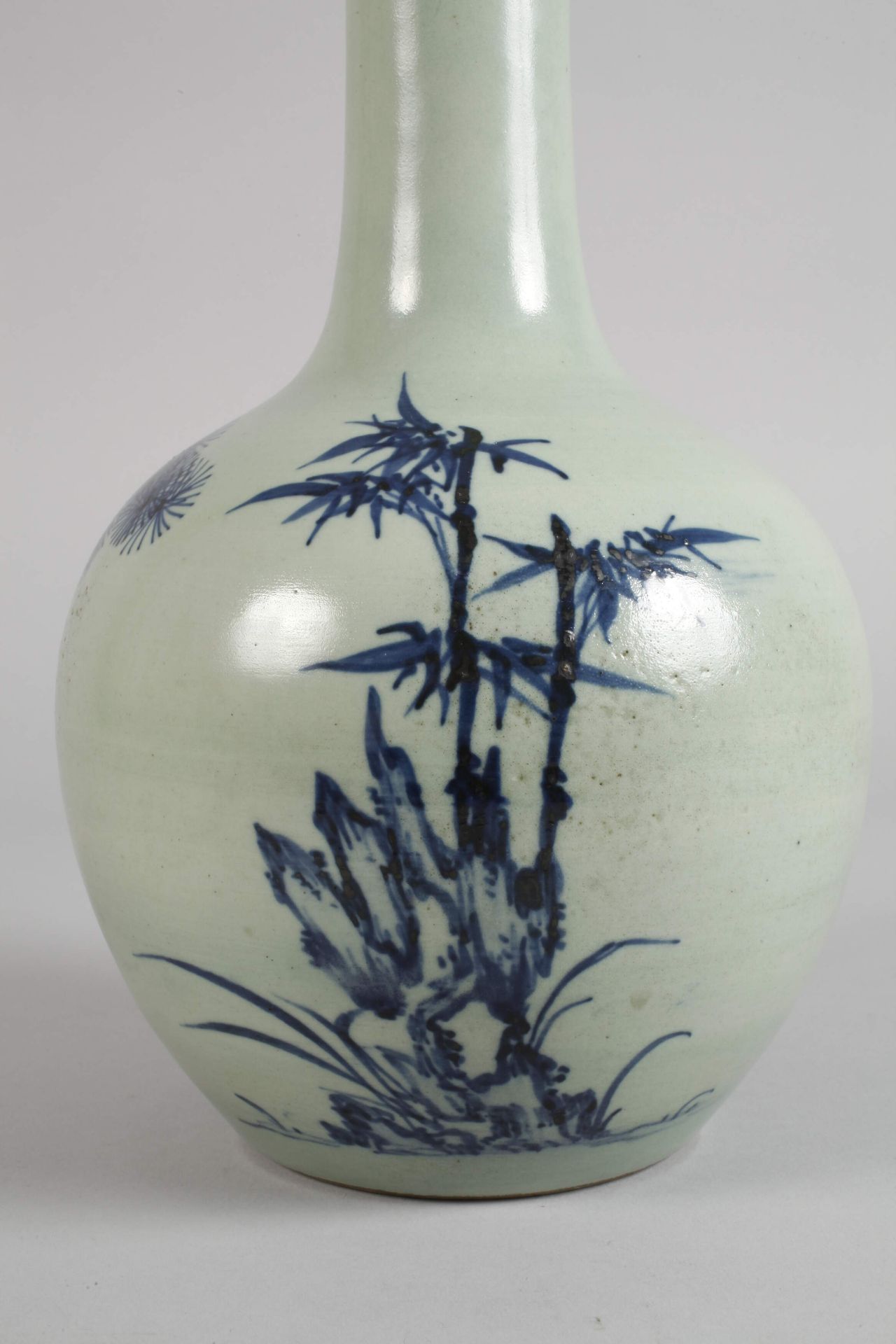 Celadon vase - Image 4 of 5
