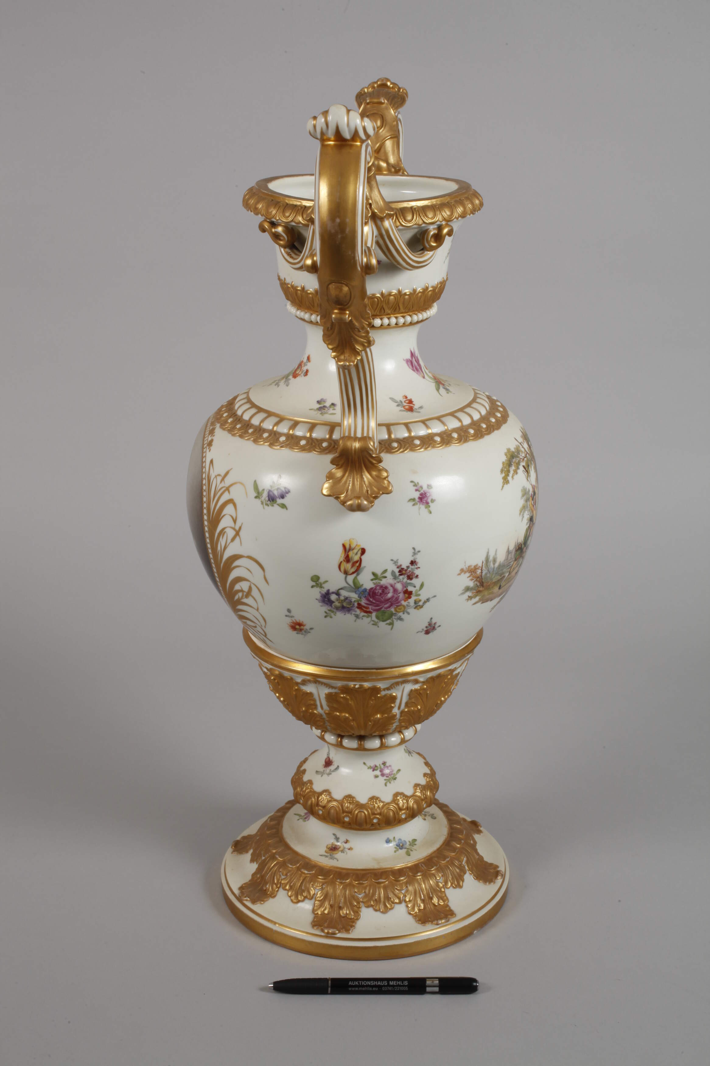 Meissen large ceremonial vase Portrait of Augustus the Strong - Image 6 of 11