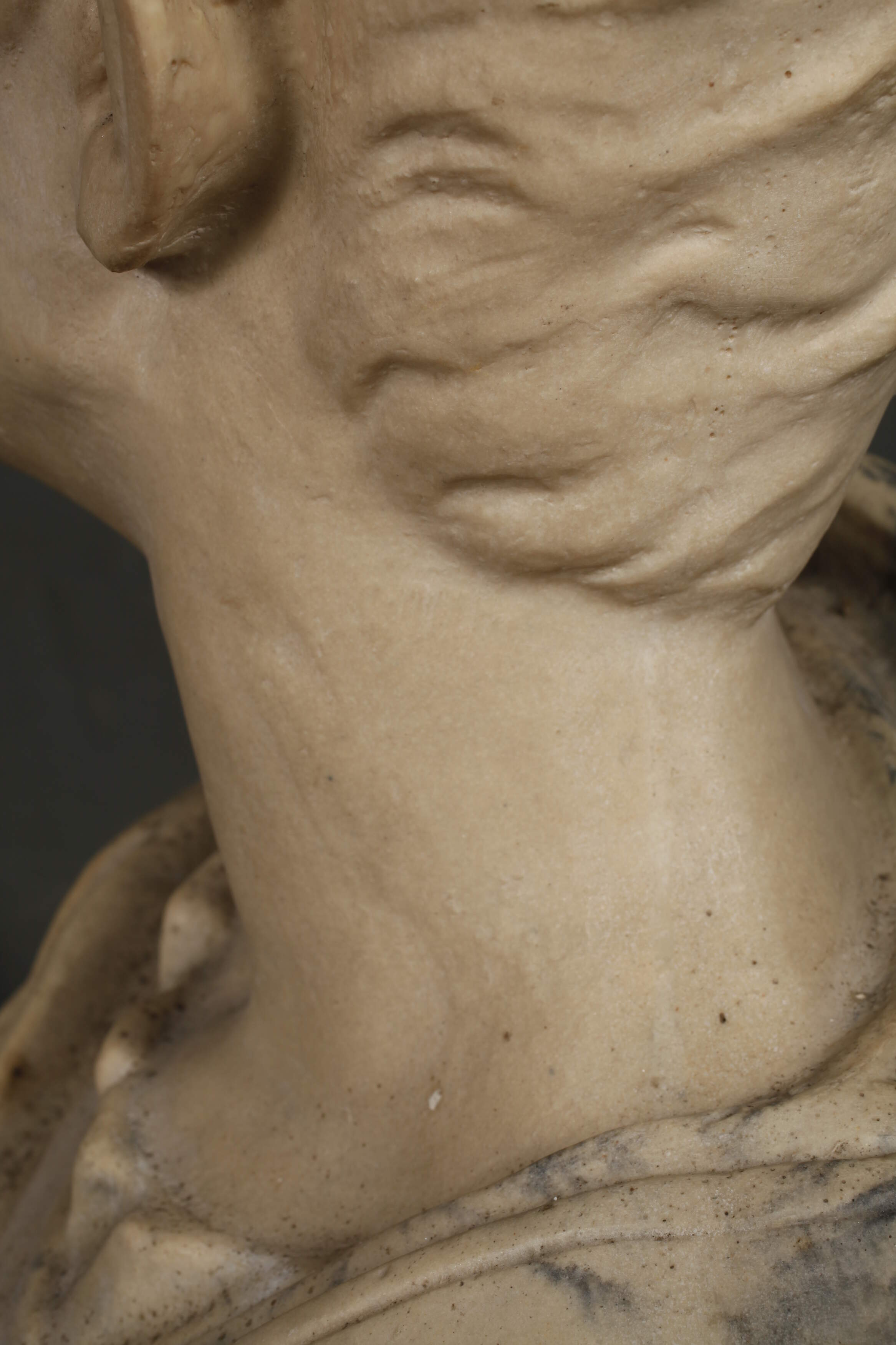 Bust of Roman Emperor Augustus  - Image 5 of 5