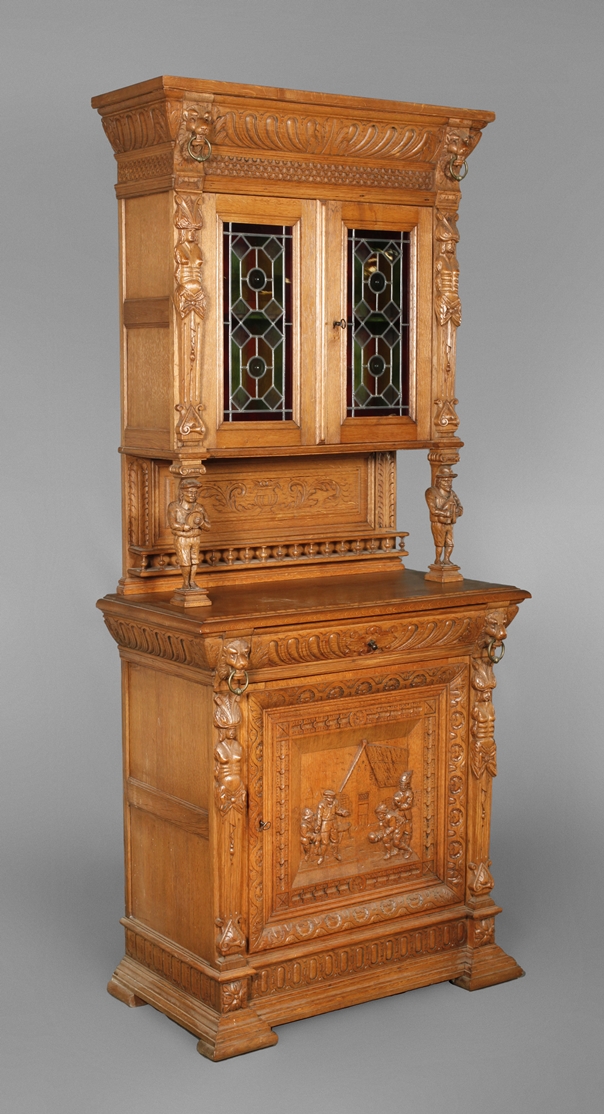 Historicism display cabinet