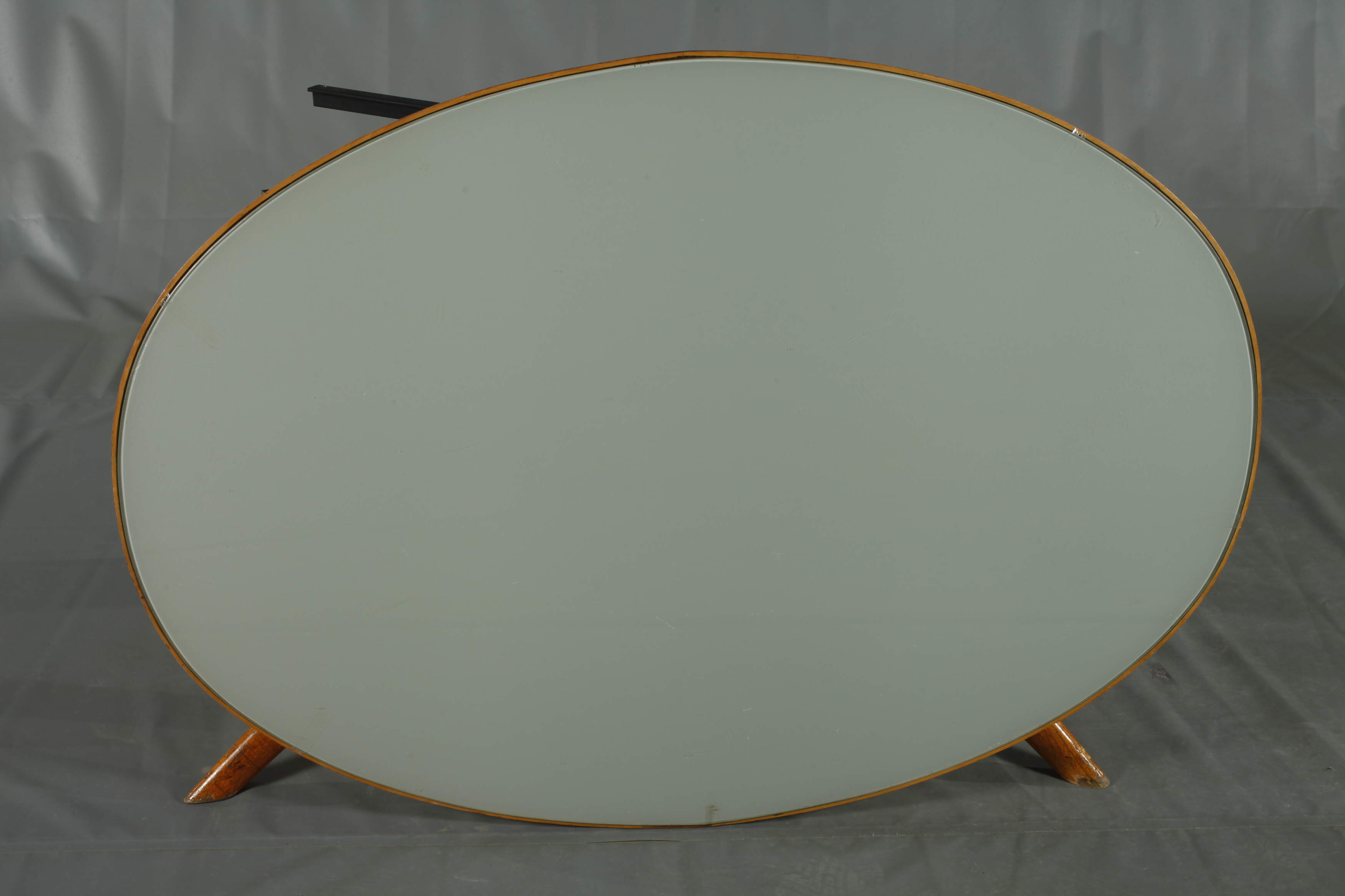 Oval dining table - Image 2 of 6