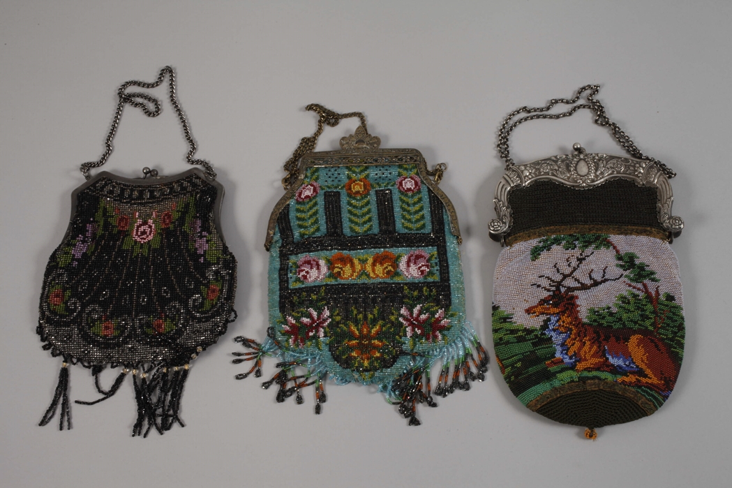 A collection of beaded bags and a silver hanger - Image 4 of 5