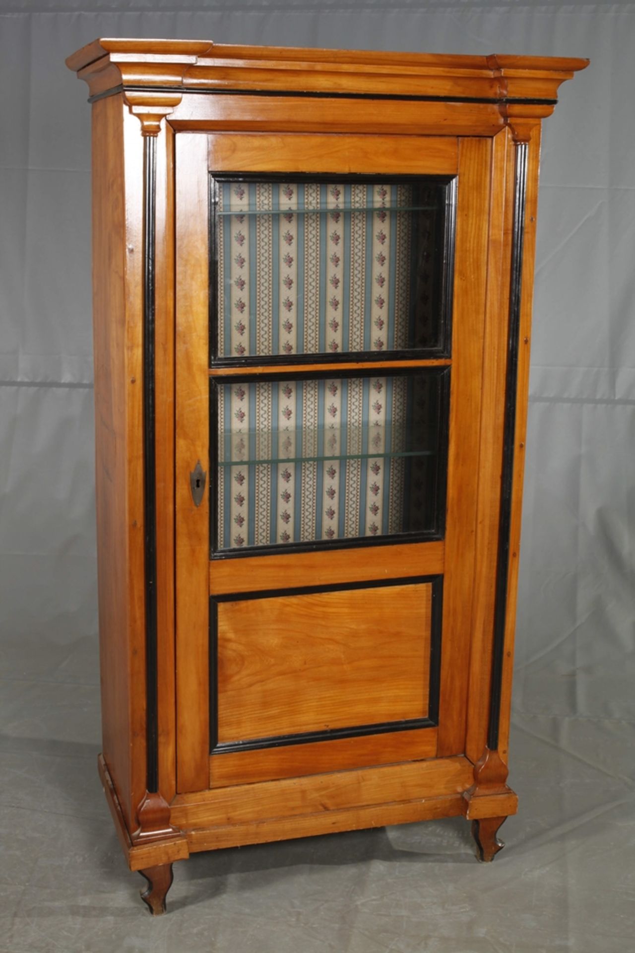Cherry cabinet - Image 2 of 8