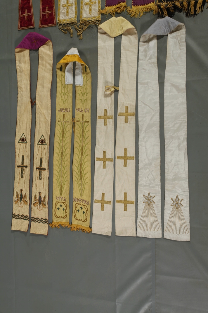 A collection of liturgical vestments - Image 5 of 6