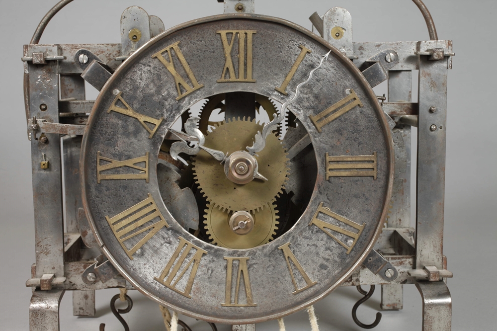 Small tower clock movement - Image 3 of 8