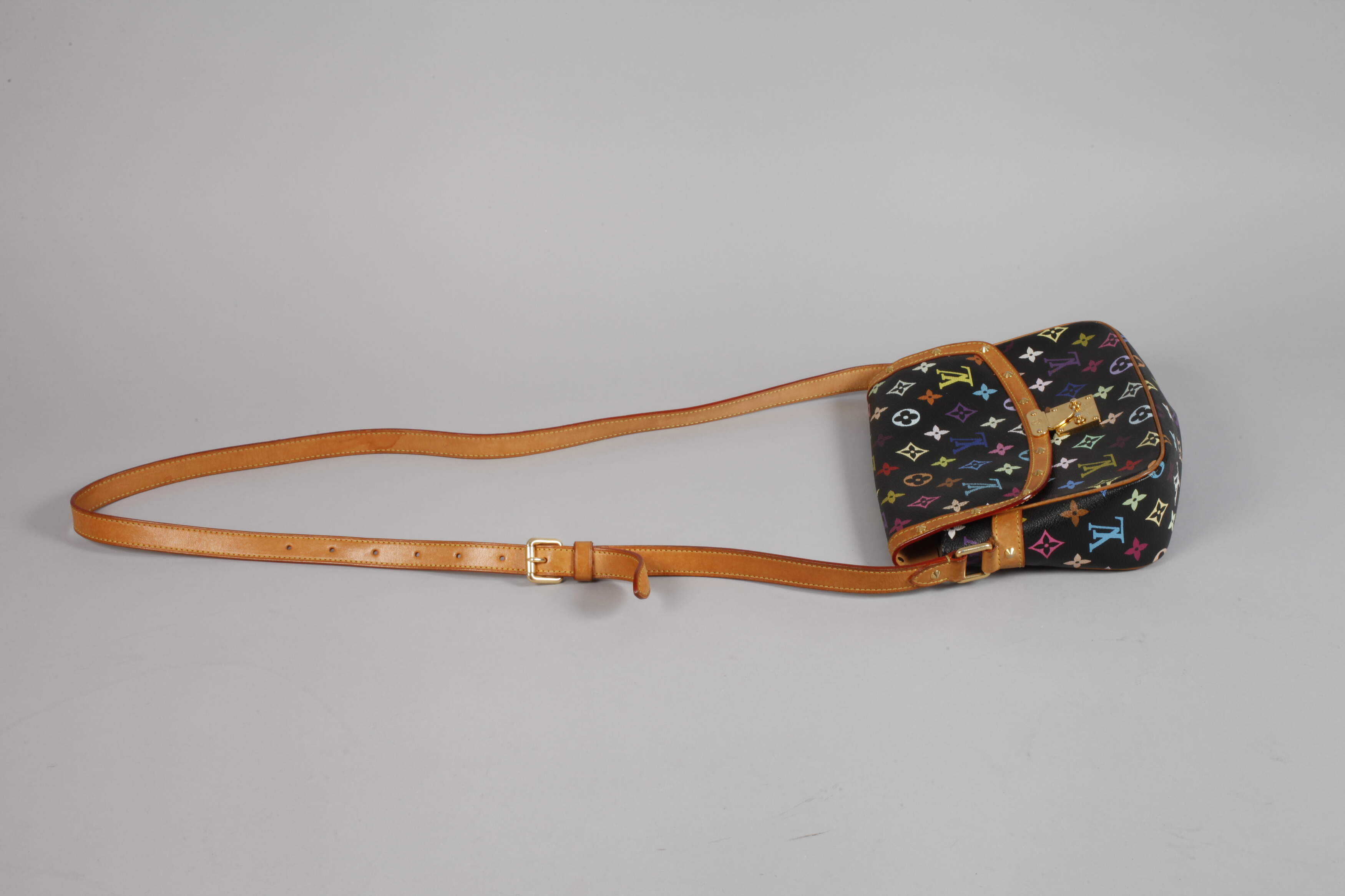 Handbag Louis Vuitton  - Image 2 of 6