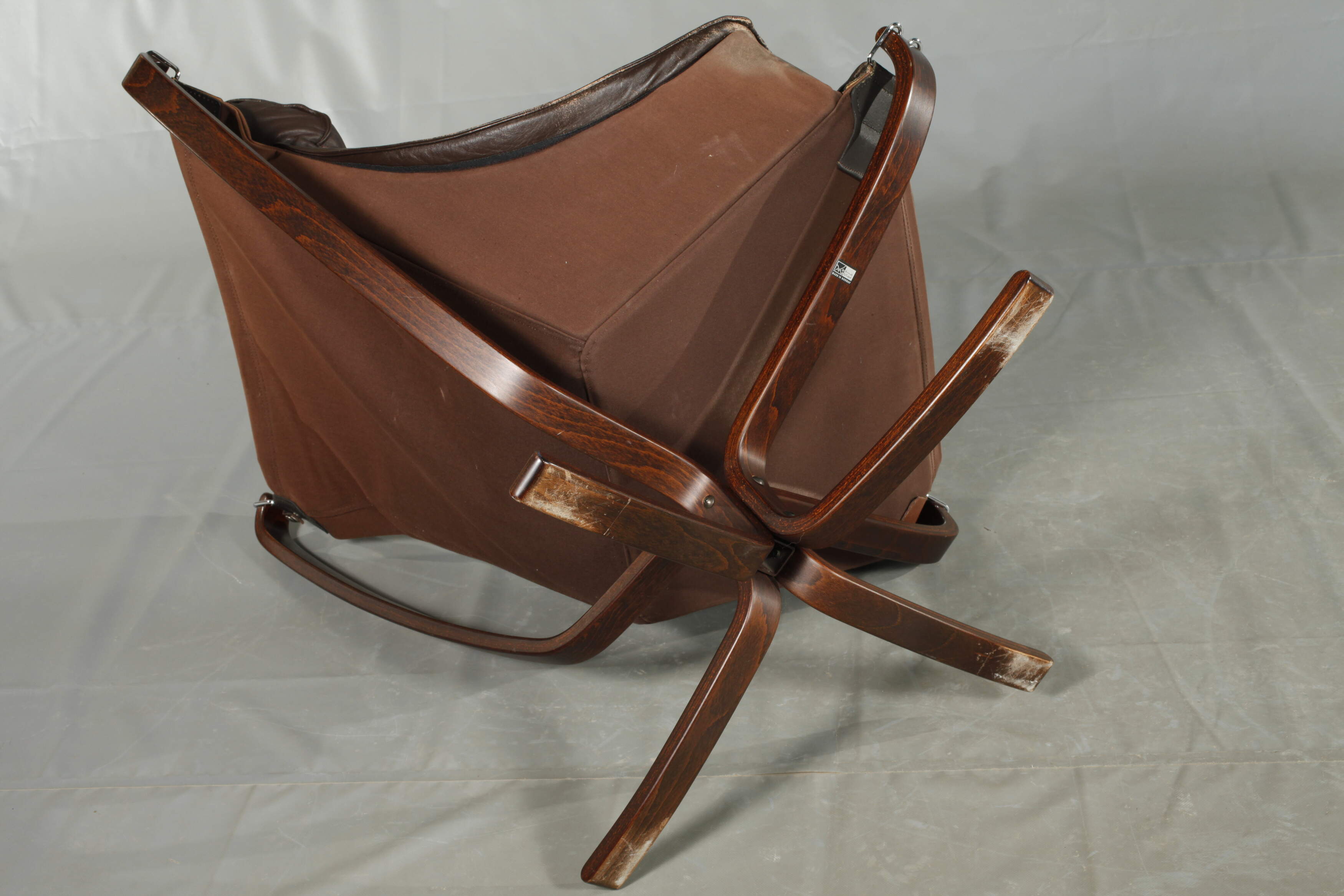 "Falcon Chair" with ottoman - Image 8 of 9