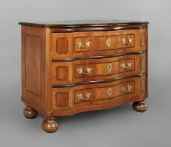 Baroque chest of drawers