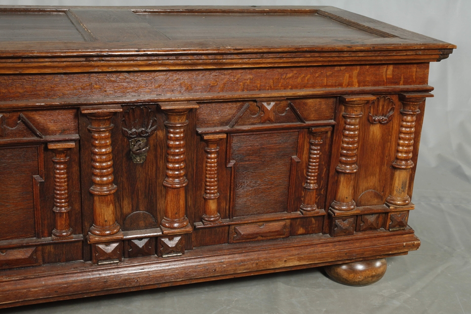 Renaissance chest - Image 3 of 8