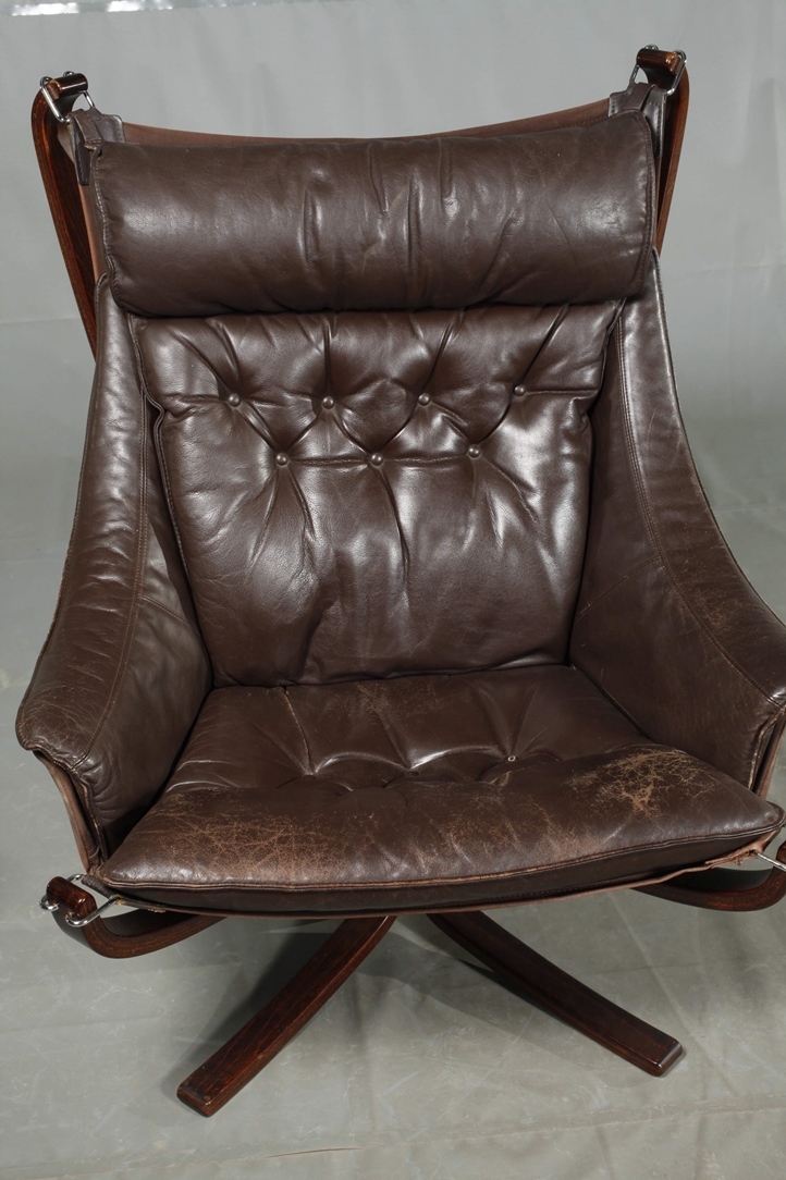 "Falcon Chair" with ottoman - Image 5 of 9