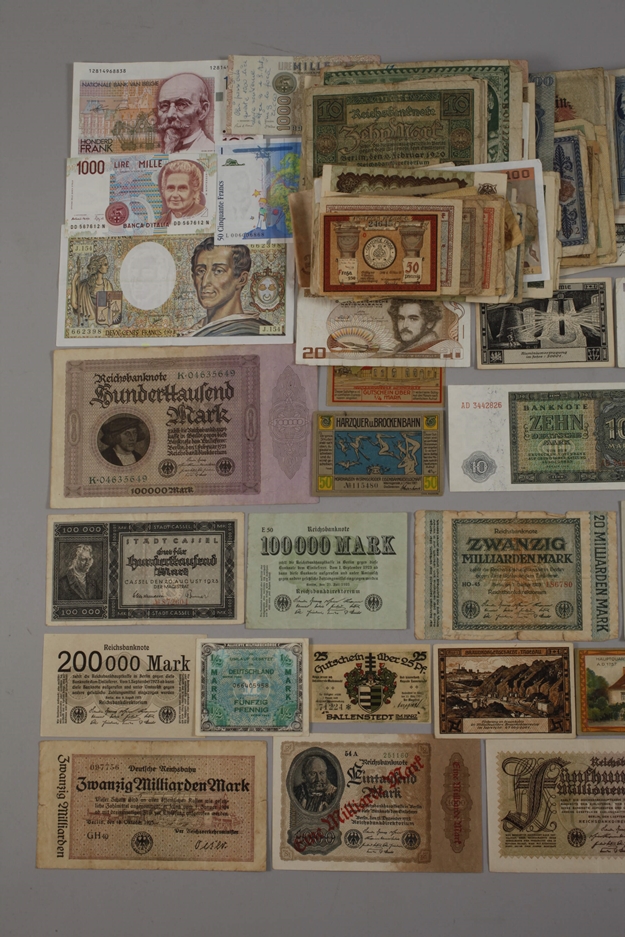 Convolute of old banknotes - Image 2 of 3