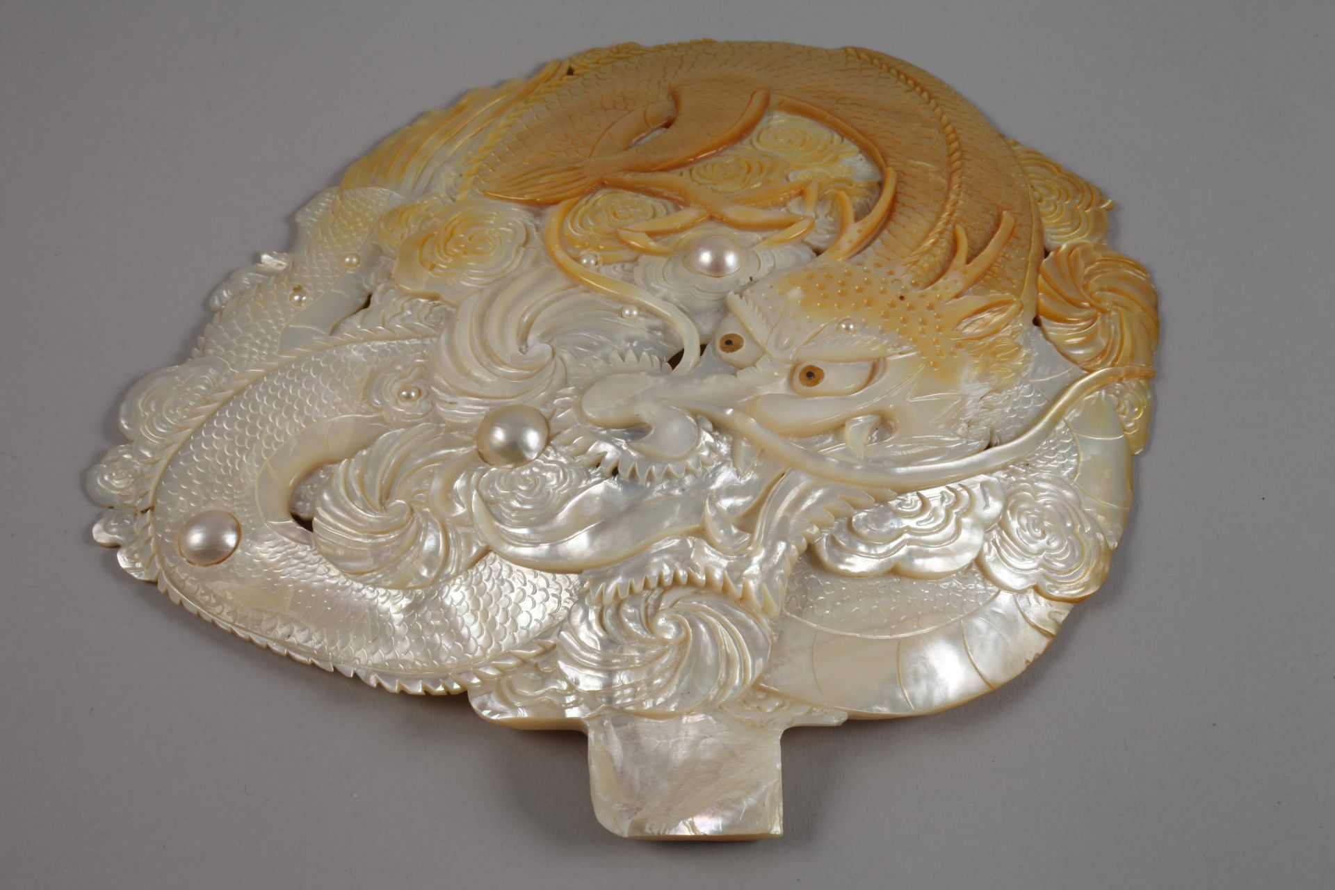 Large mother-of-pearl carving - Image 4 of 5